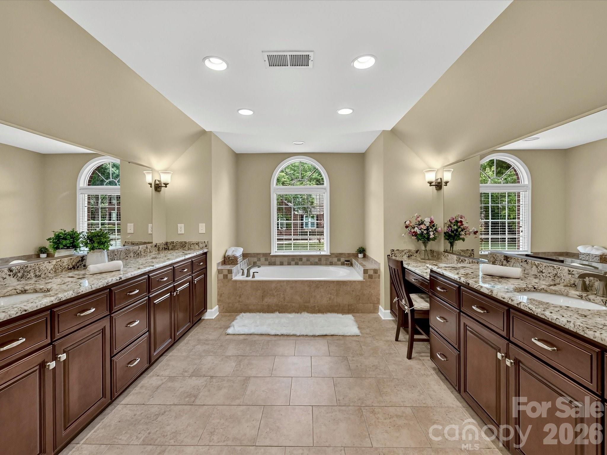 12824 Shamley Court — Huntersville
