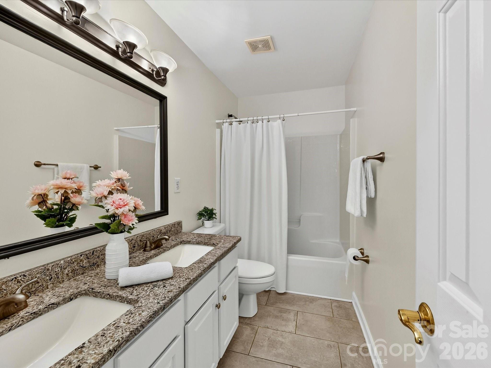 12824 Shamley Court — Huntersville