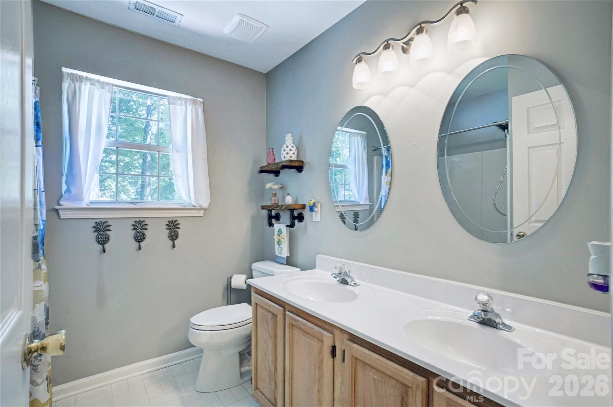 2908 Pinewood Hill Drive — Matthews