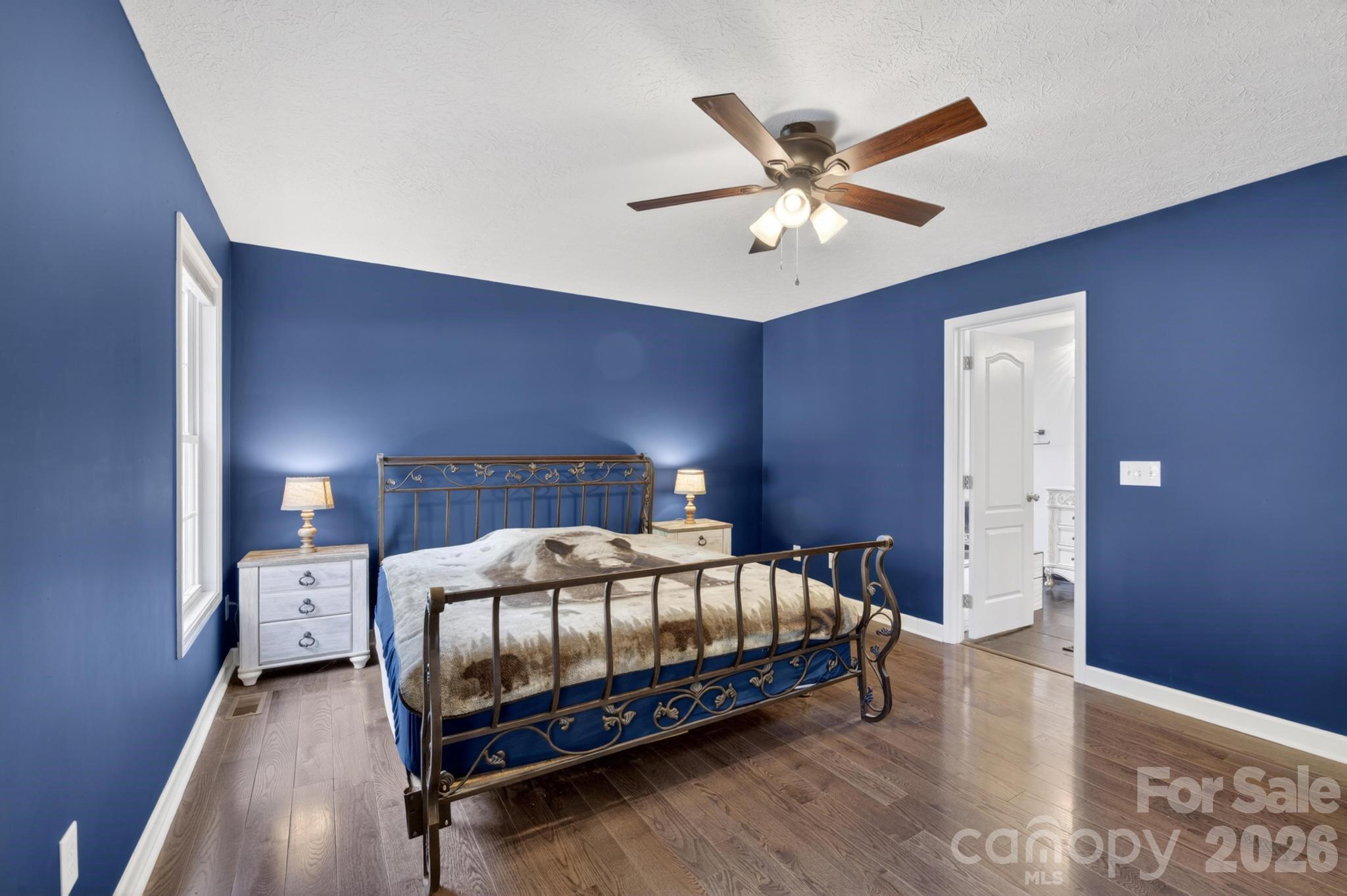 1590 Mayfair Drive — Conover
