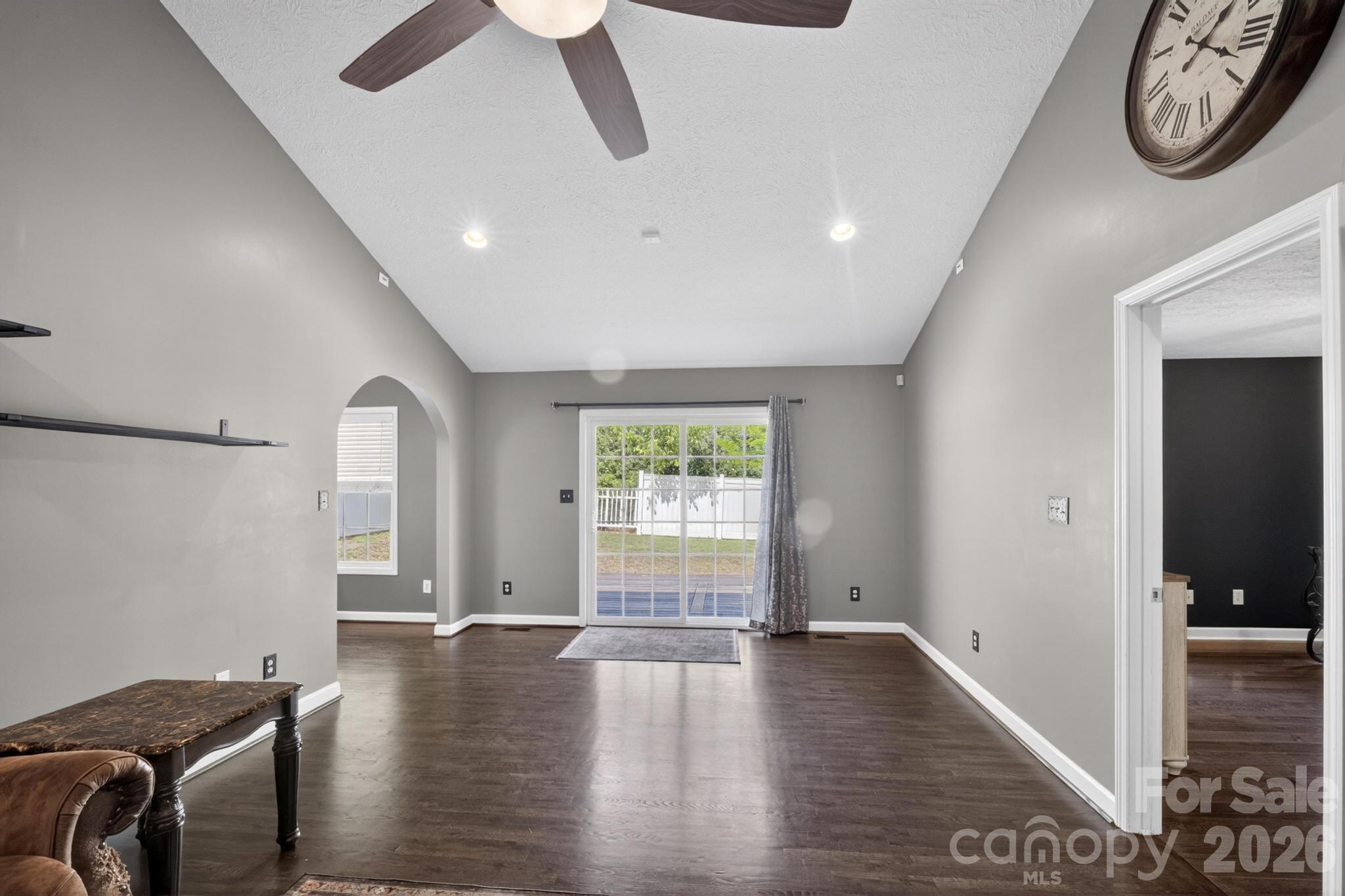 1590 Mayfair Drive — Conover
