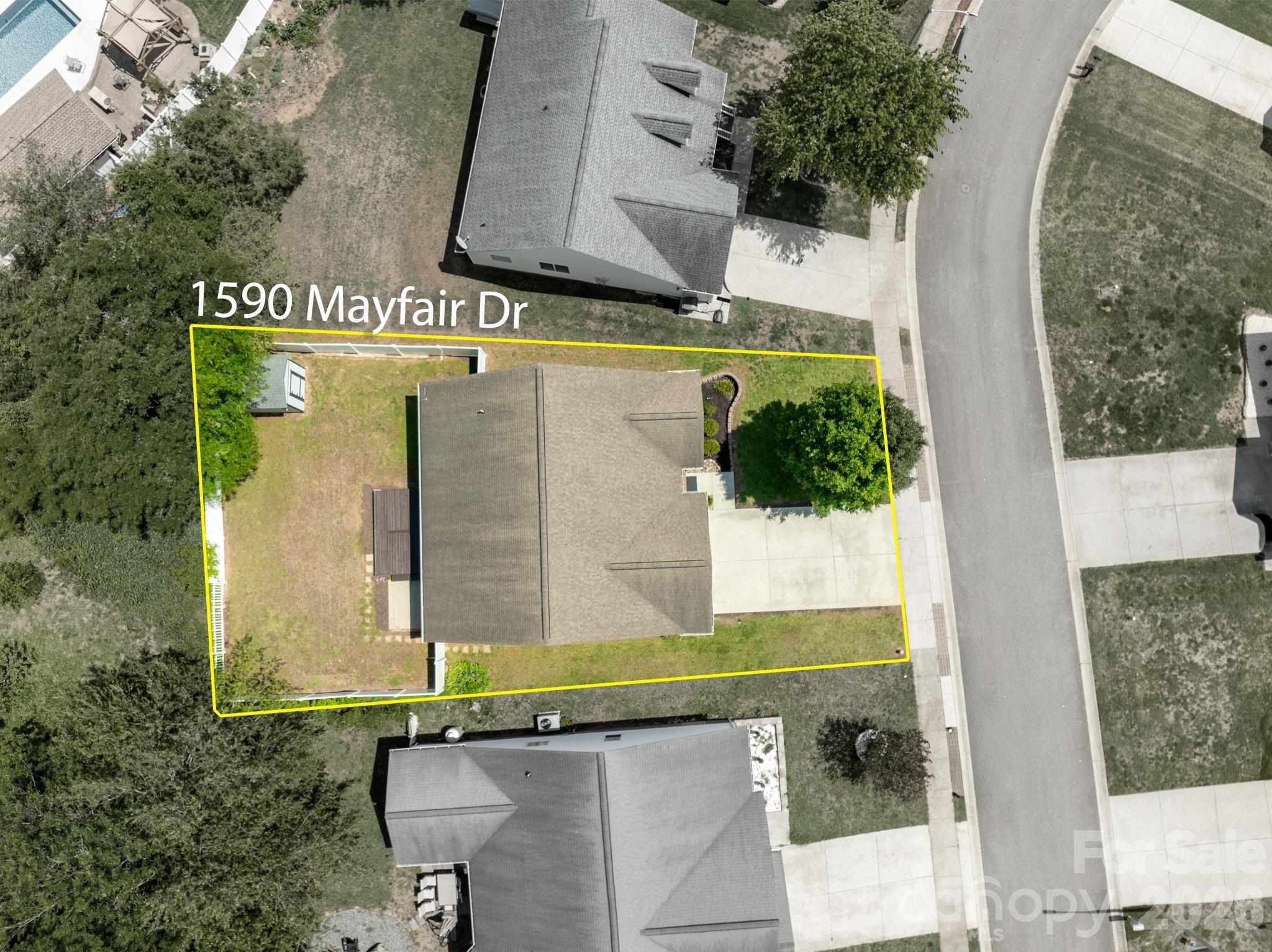 1590 Mayfair Drive — Conover