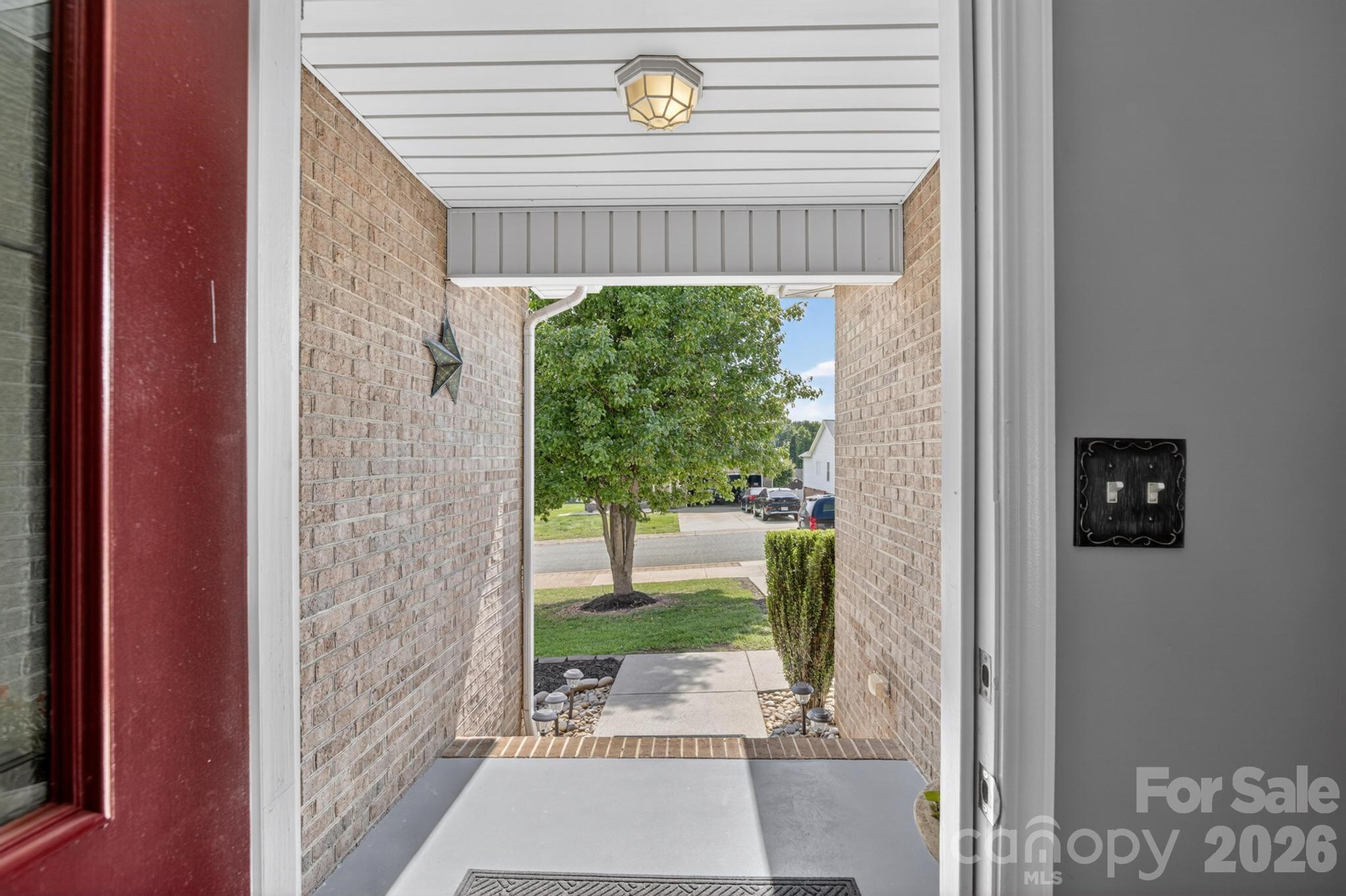 1590 Mayfair Drive — Conover