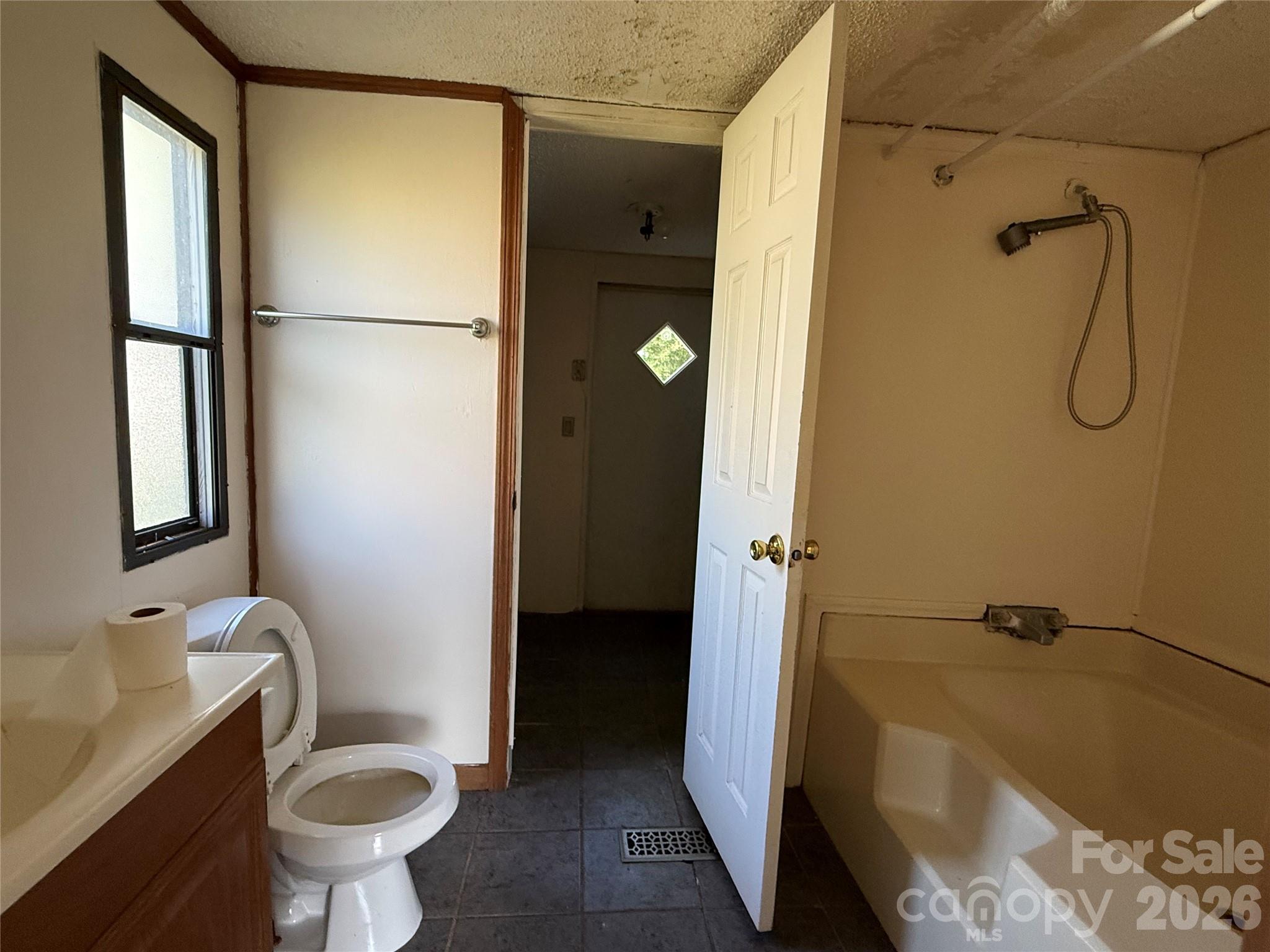 3633 Asheville Highway — Pisgah Forest