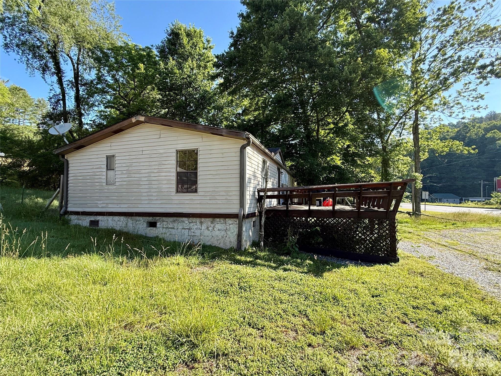 3633 Asheville Highway — Pisgah Forest