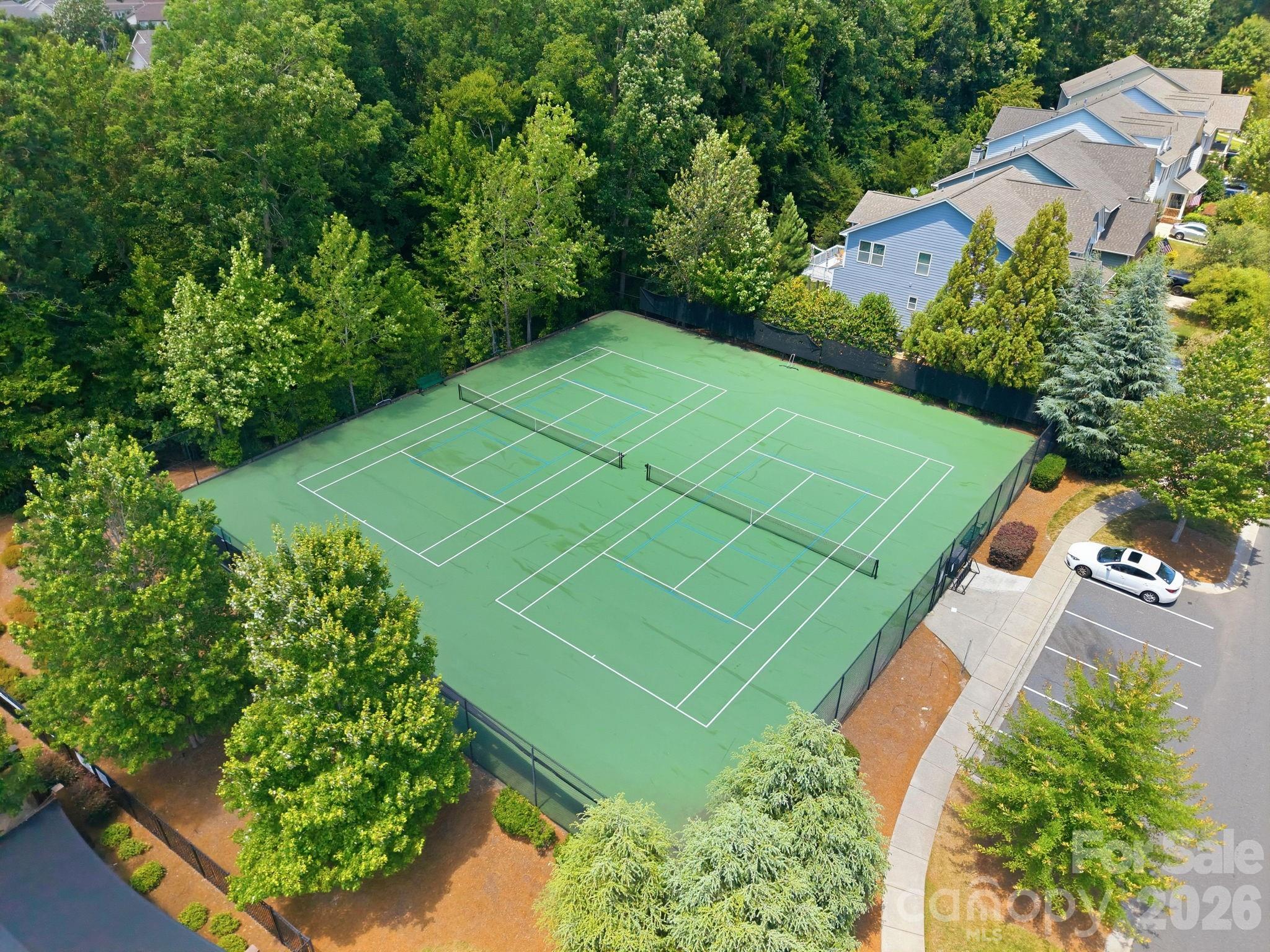 2436 Bergamot Street — Tega Cay