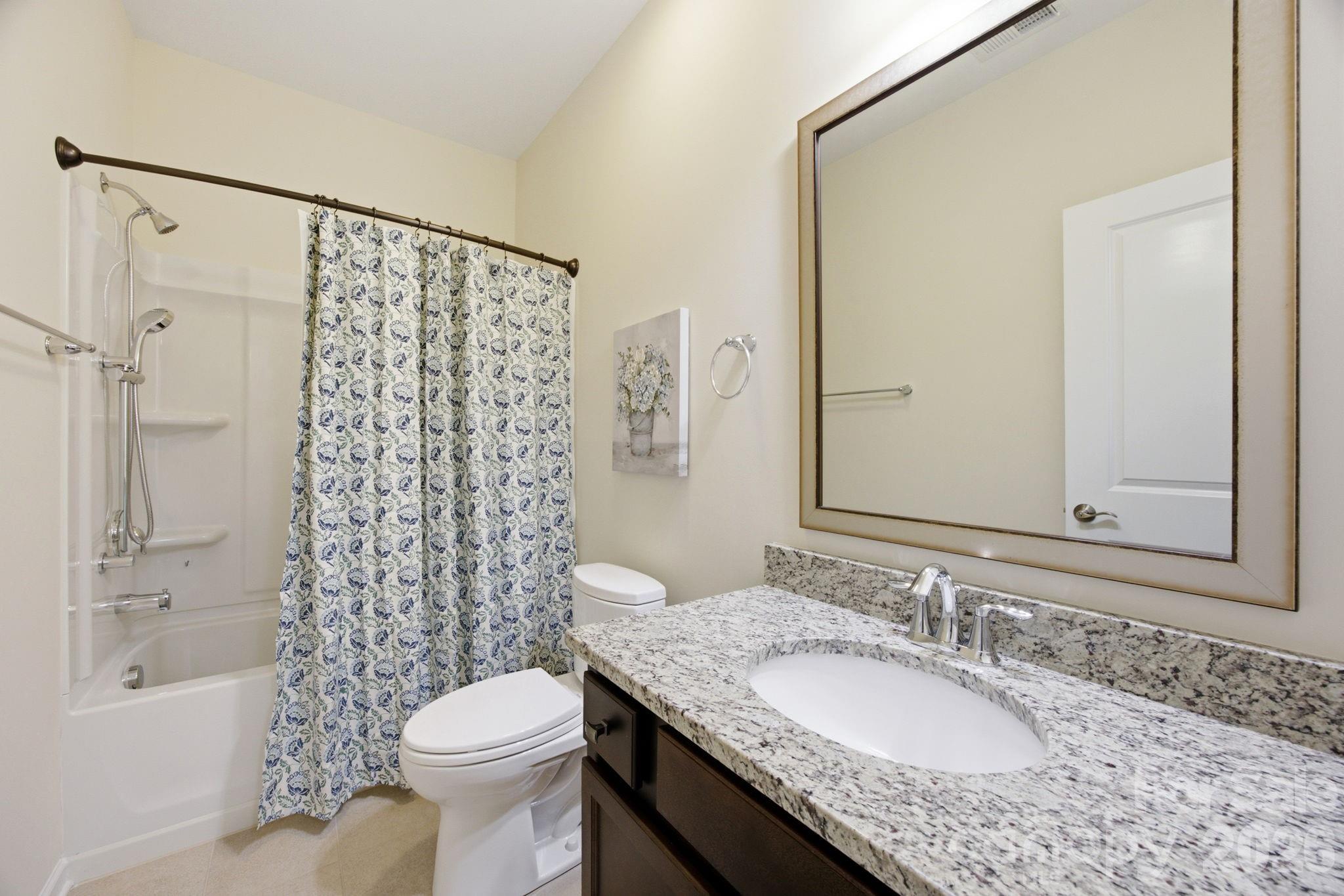 2436 Bergamot Street — Tega Cay