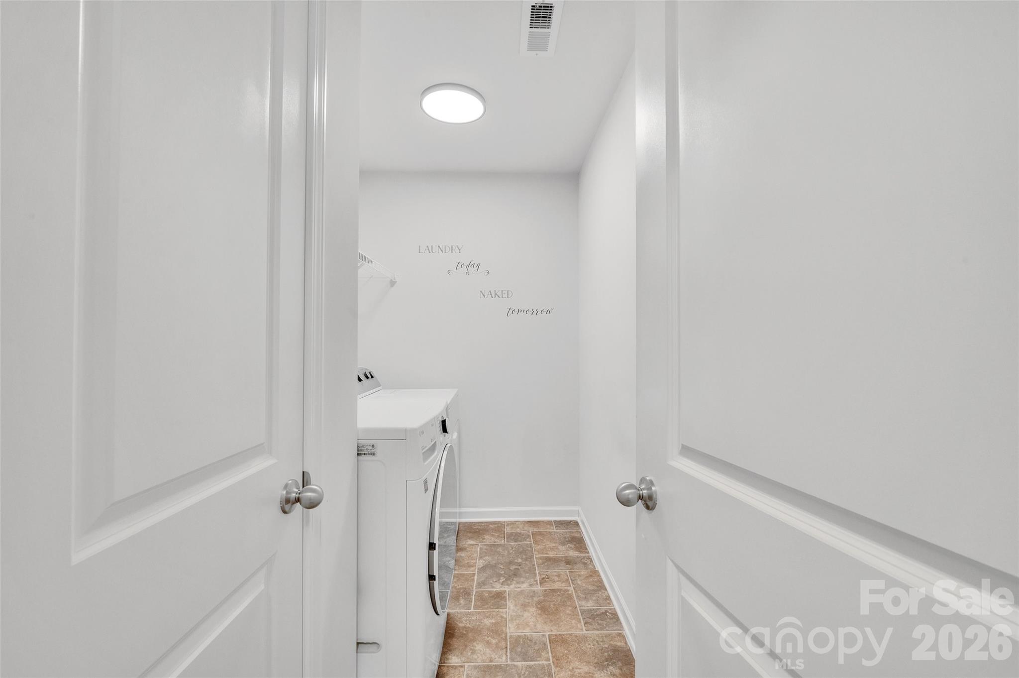 112 Kingsway Drive — Mooresville