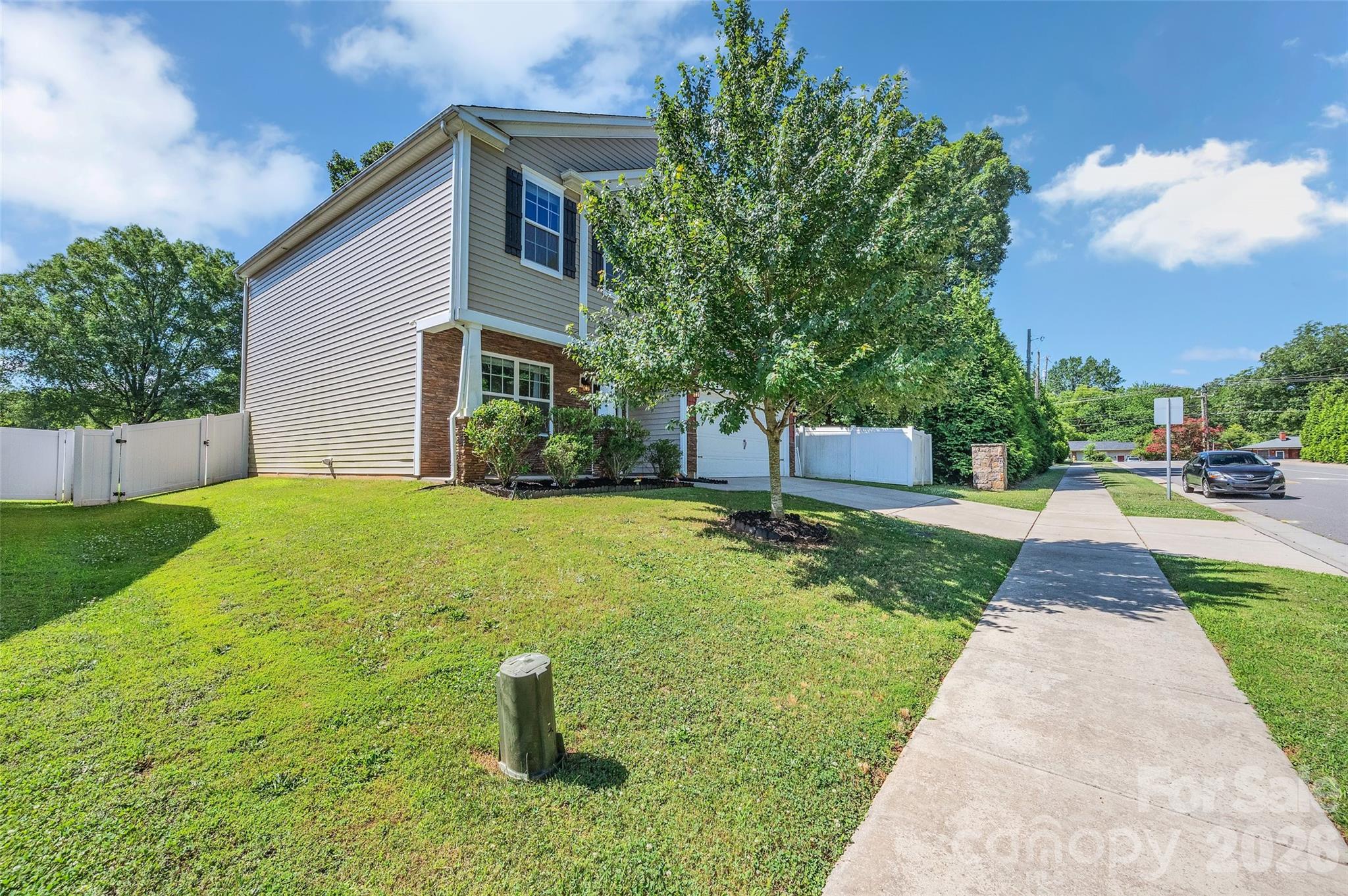 112 Kingsway Drive — Mooresville