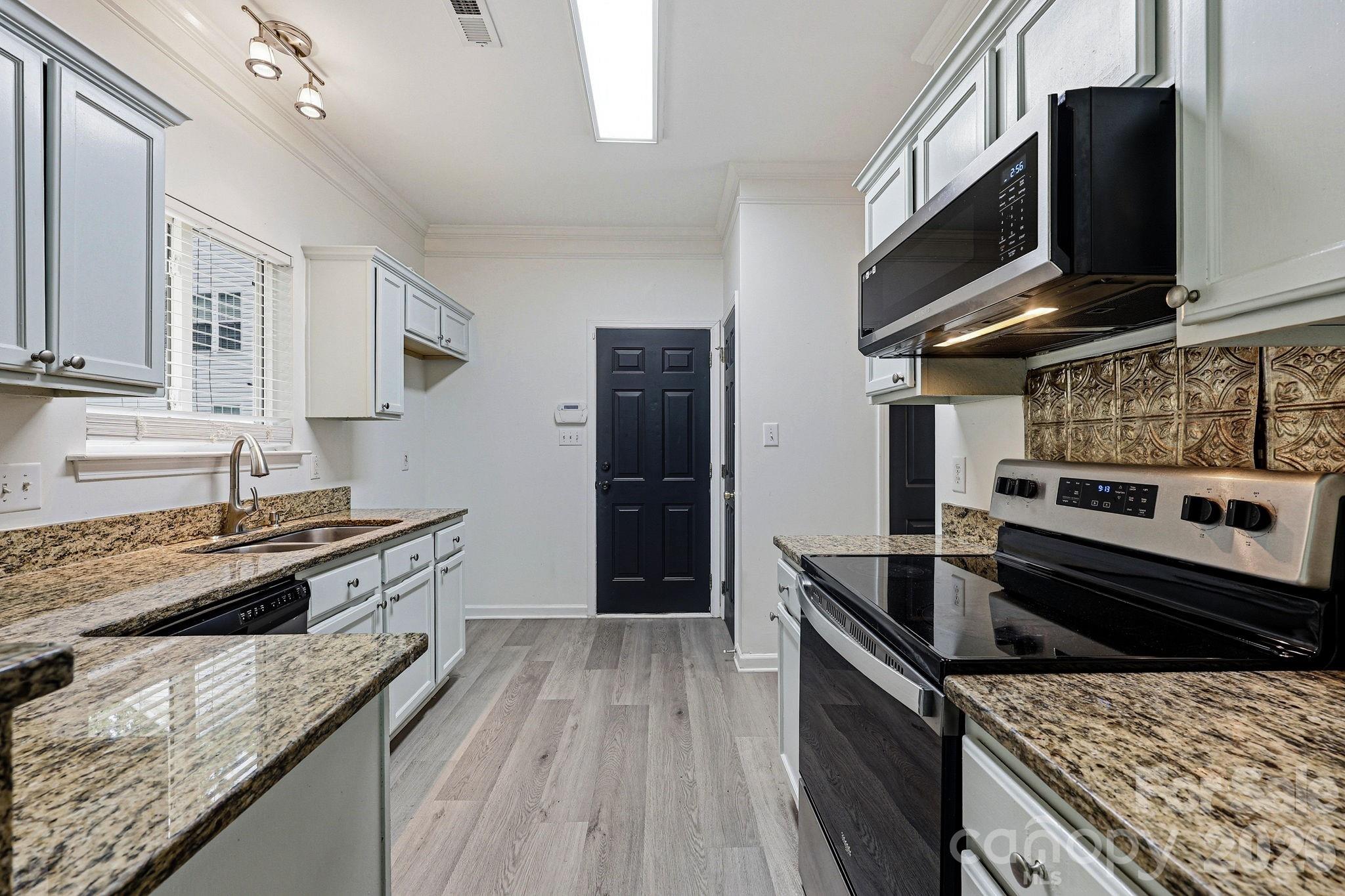 5423 Starflower Drive — Charlotte
