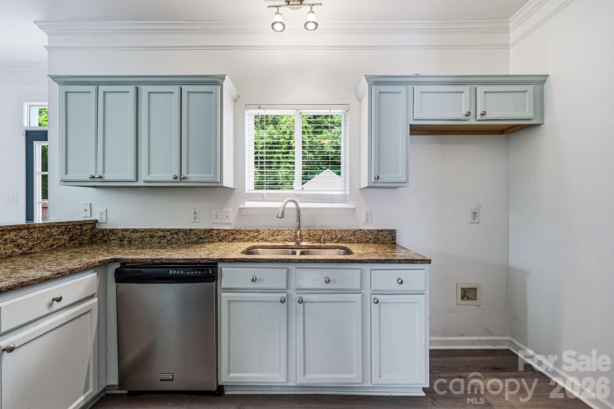 5423 Starflower Drive — Charlotte