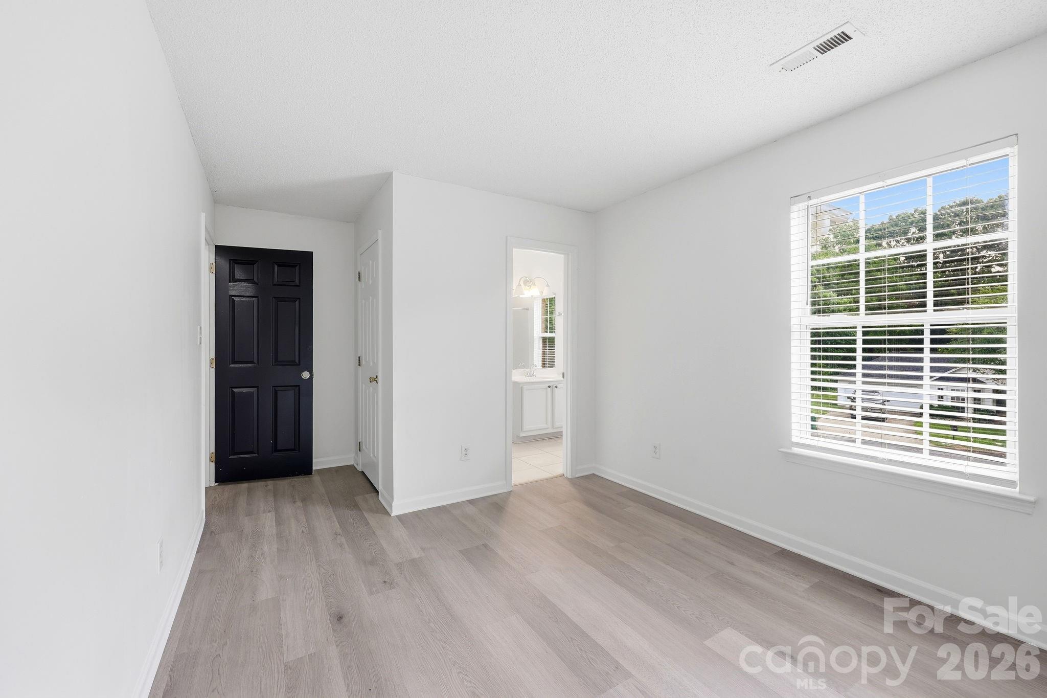 5423 Starflower Drive — Charlotte