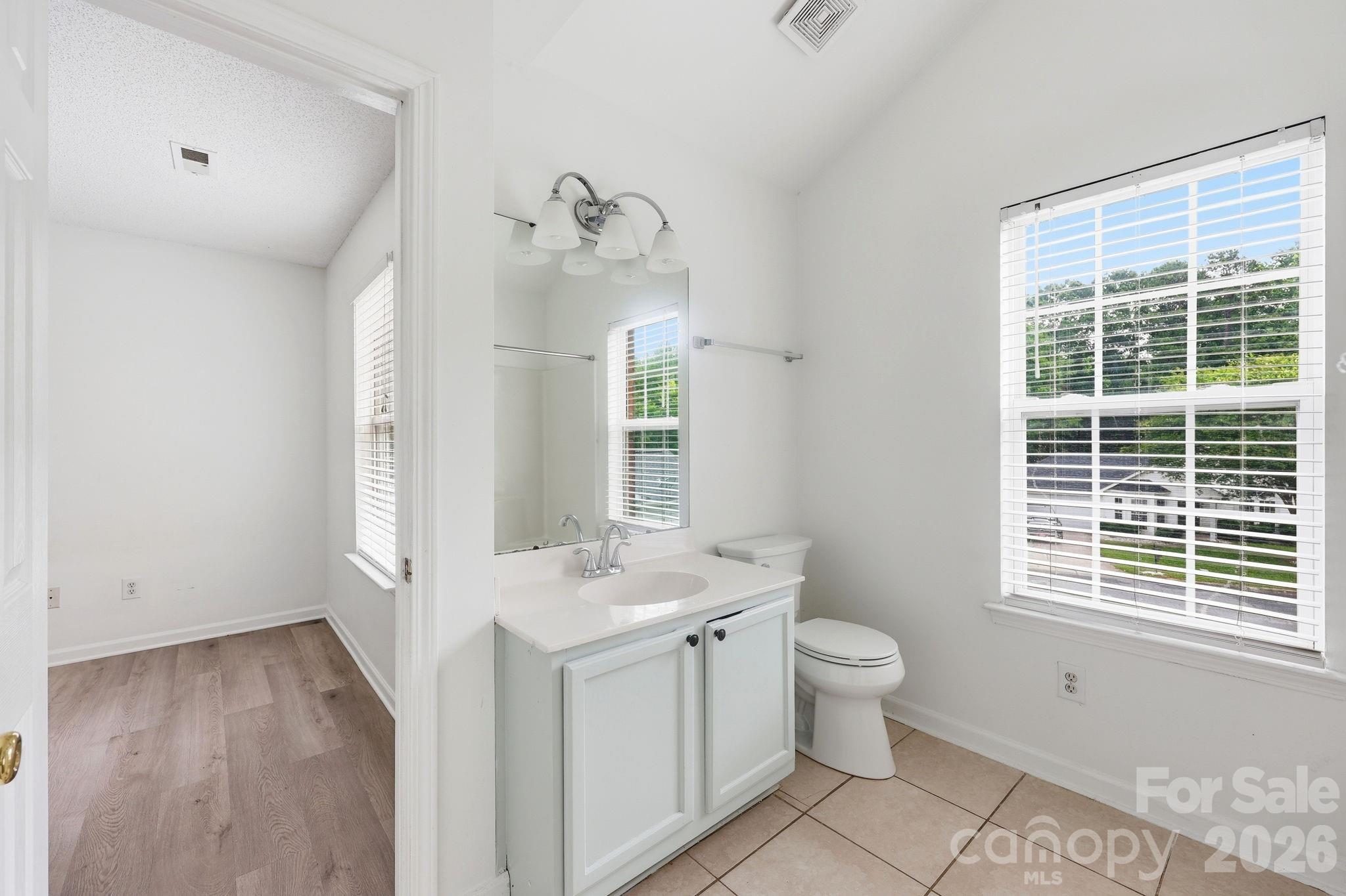 5423 Starflower Drive — Charlotte