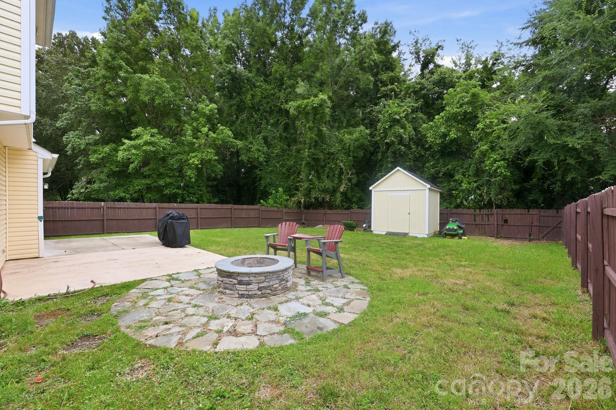5423 Starflower Drive — Charlotte