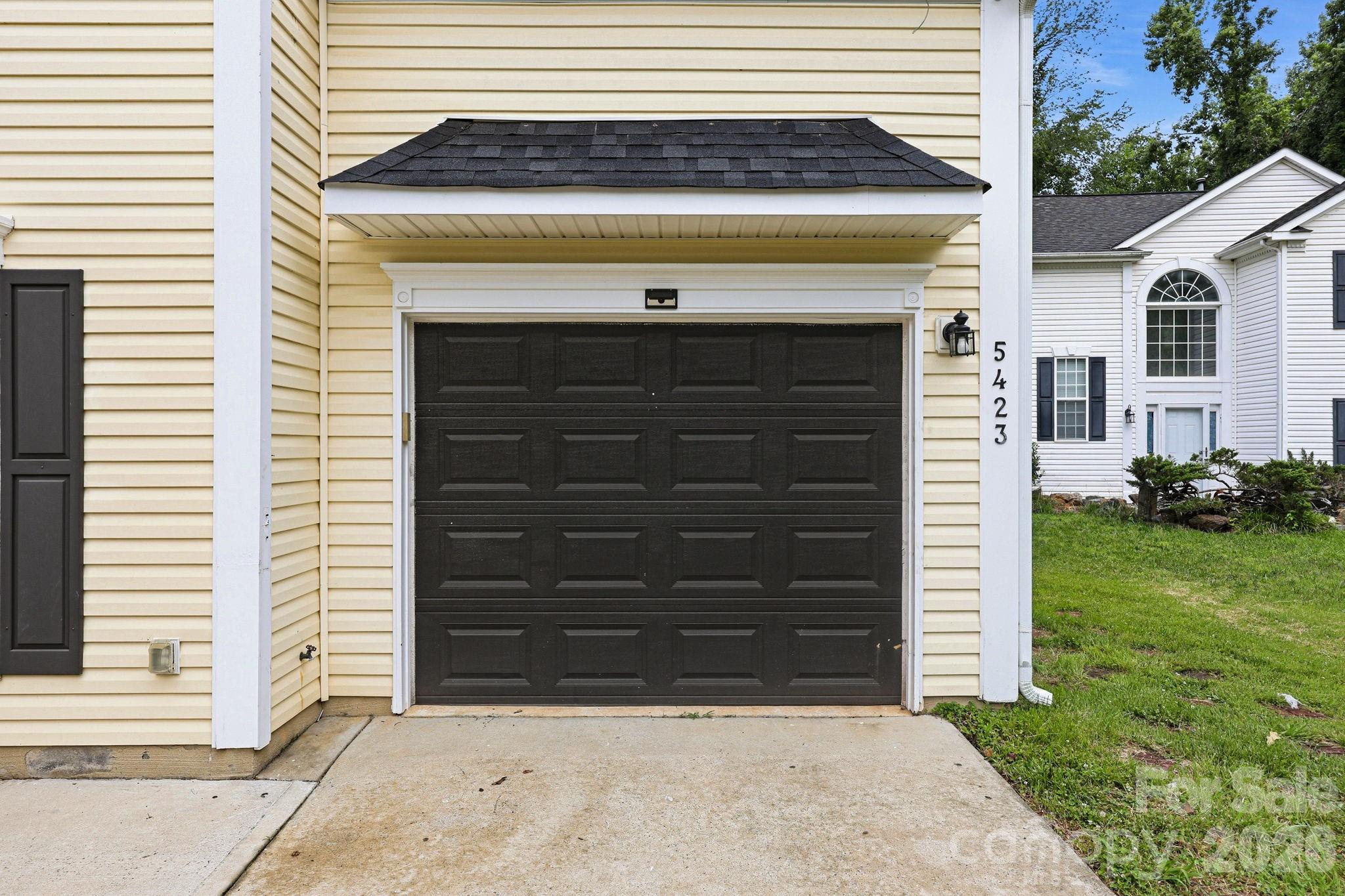 5423 Starflower Drive — Charlotte