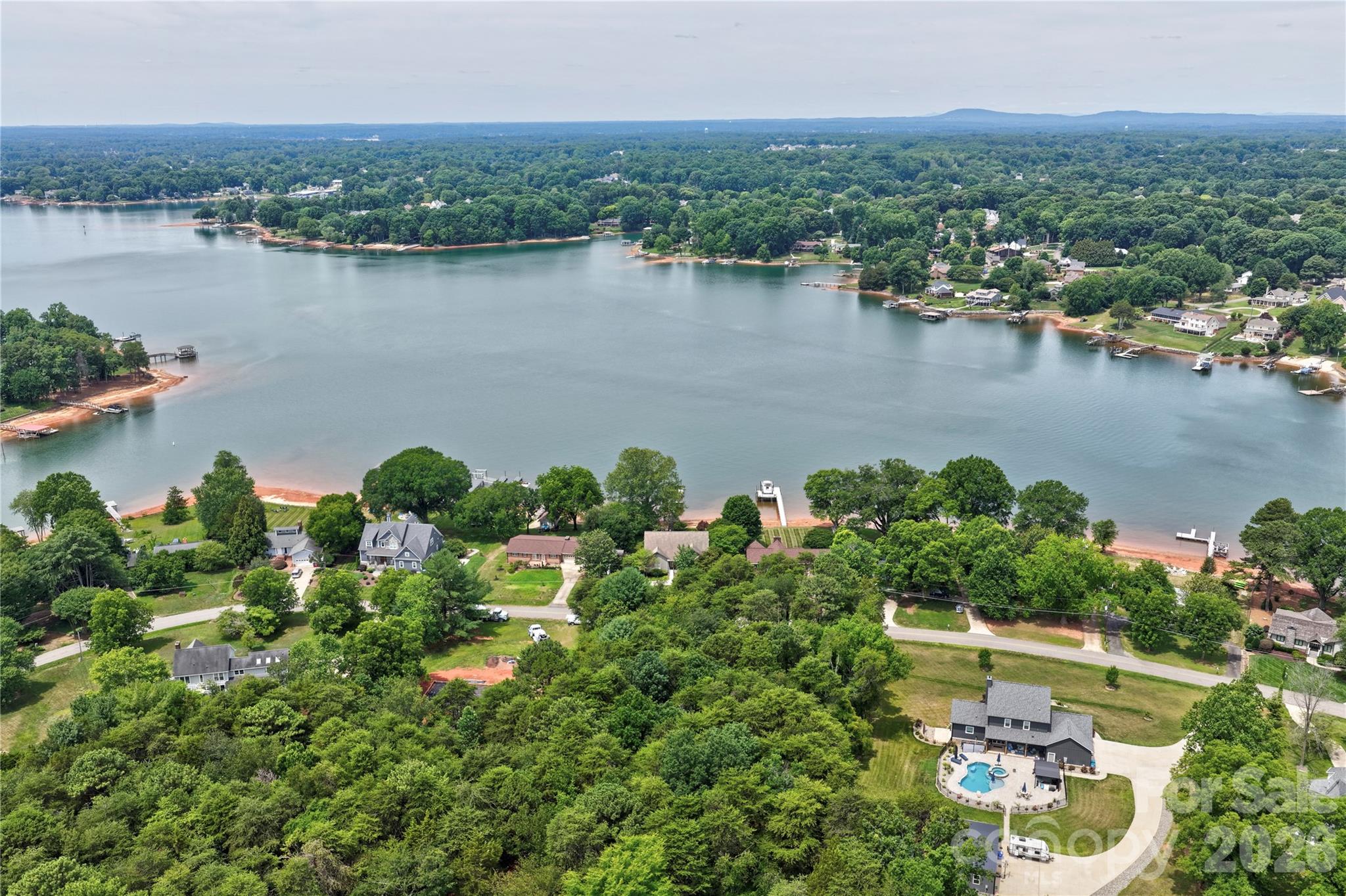 326 Ponderosa Circle — Mooresville