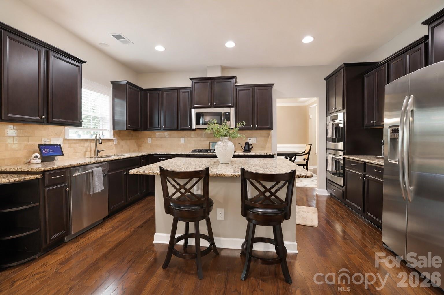 2412 Hamlet Court — Matthews