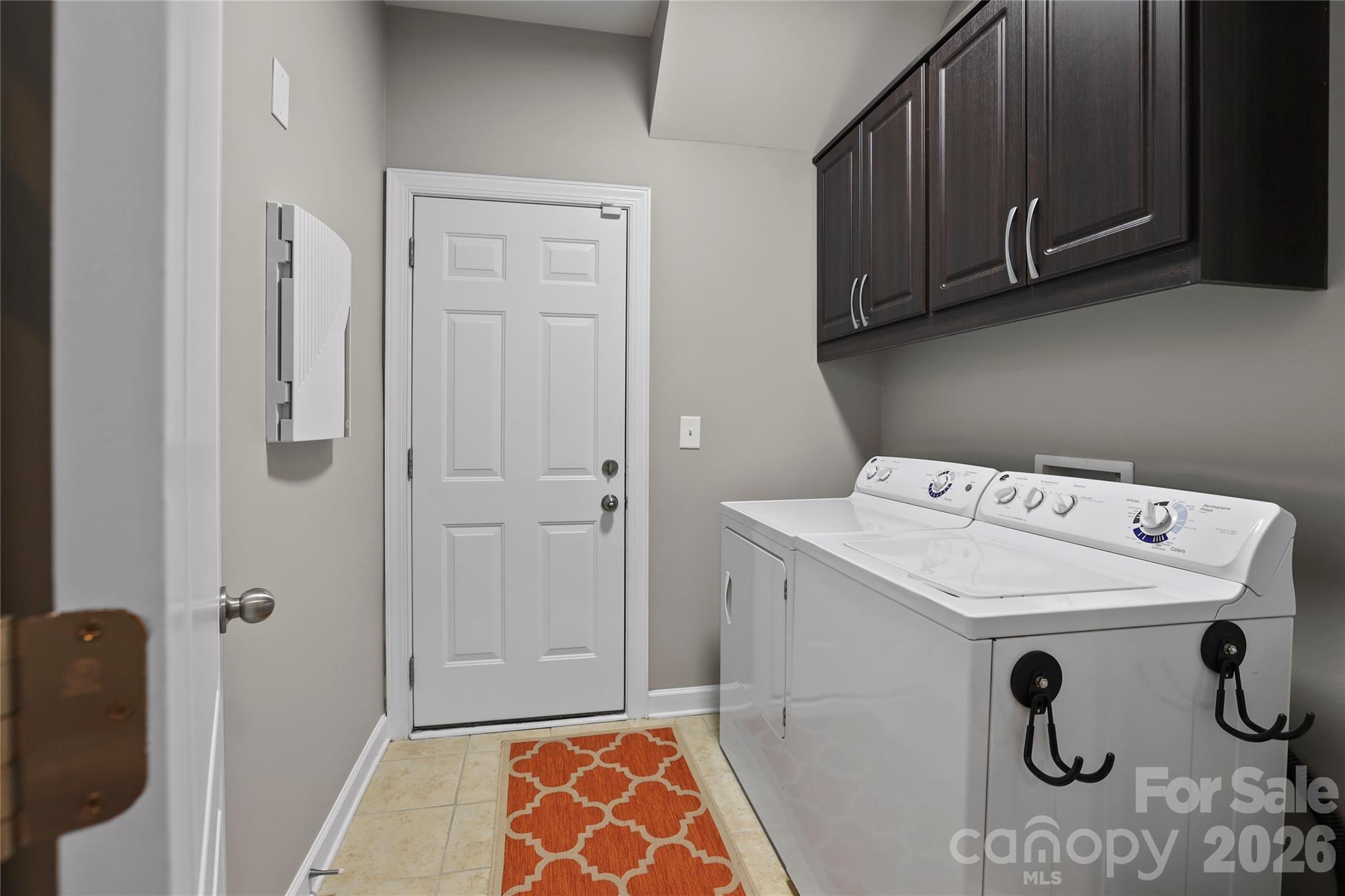 2412 Hamlet Court — Matthews