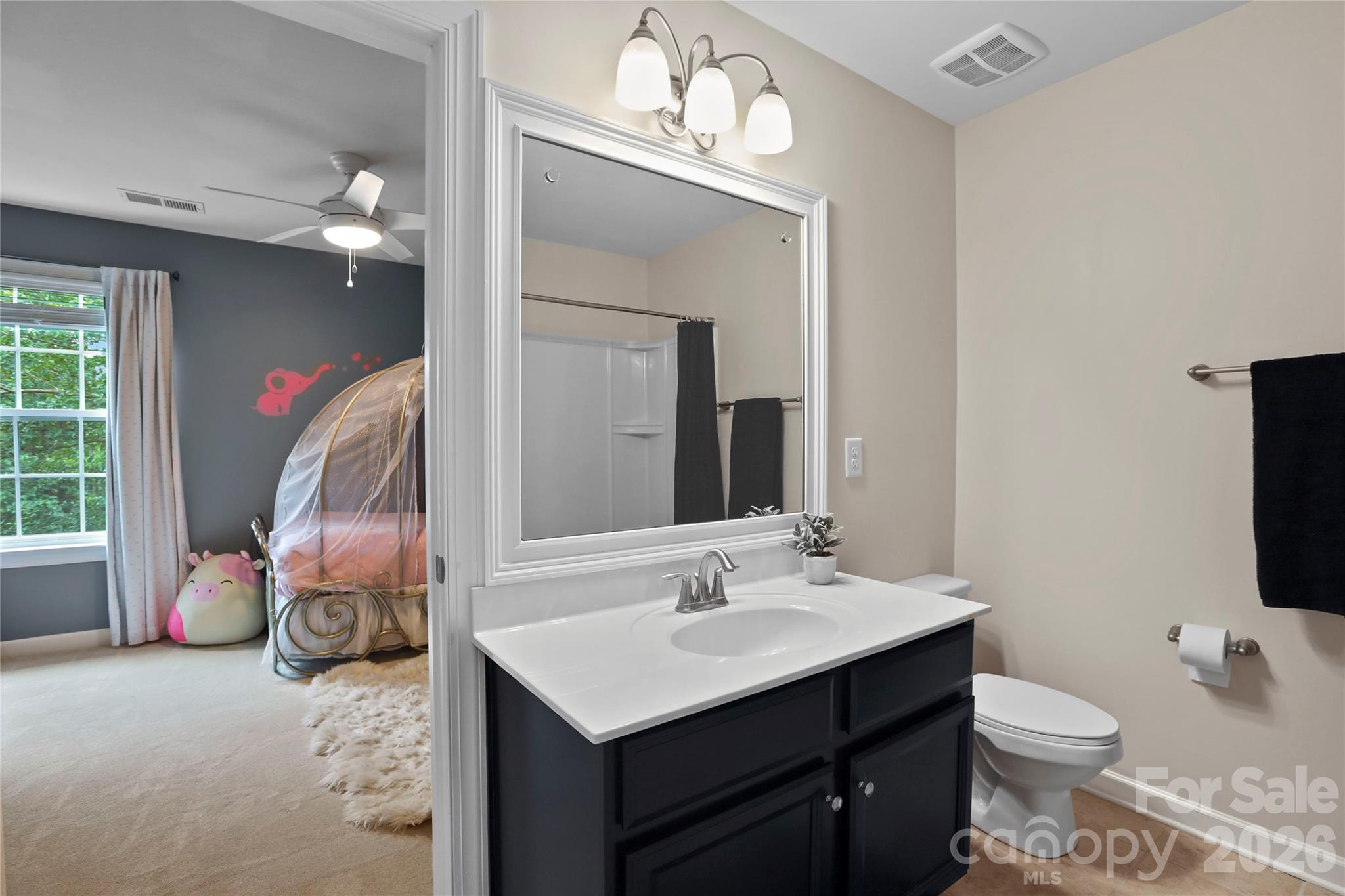 2412 Hamlet Court — Matthews