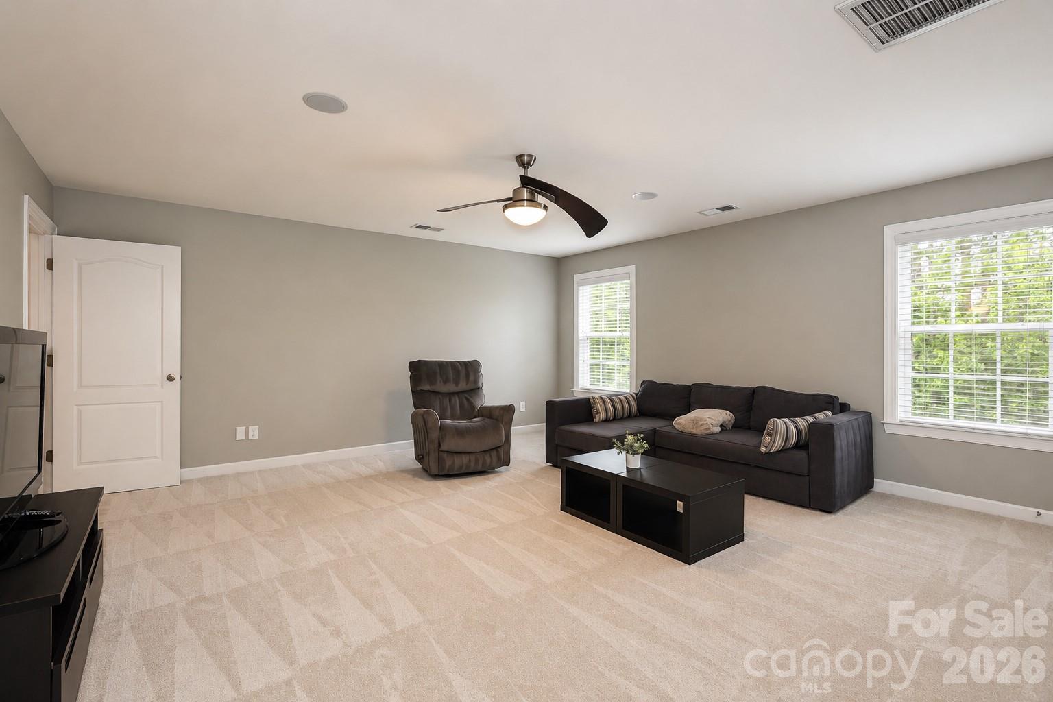 2412 Hamlet Court — Matthews