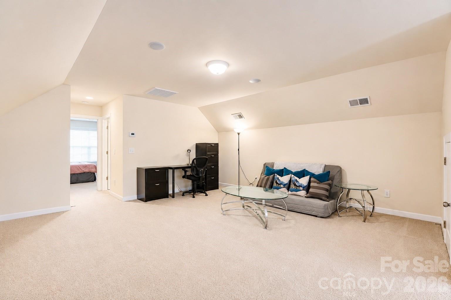 2412 Hamlet Court — Matthews