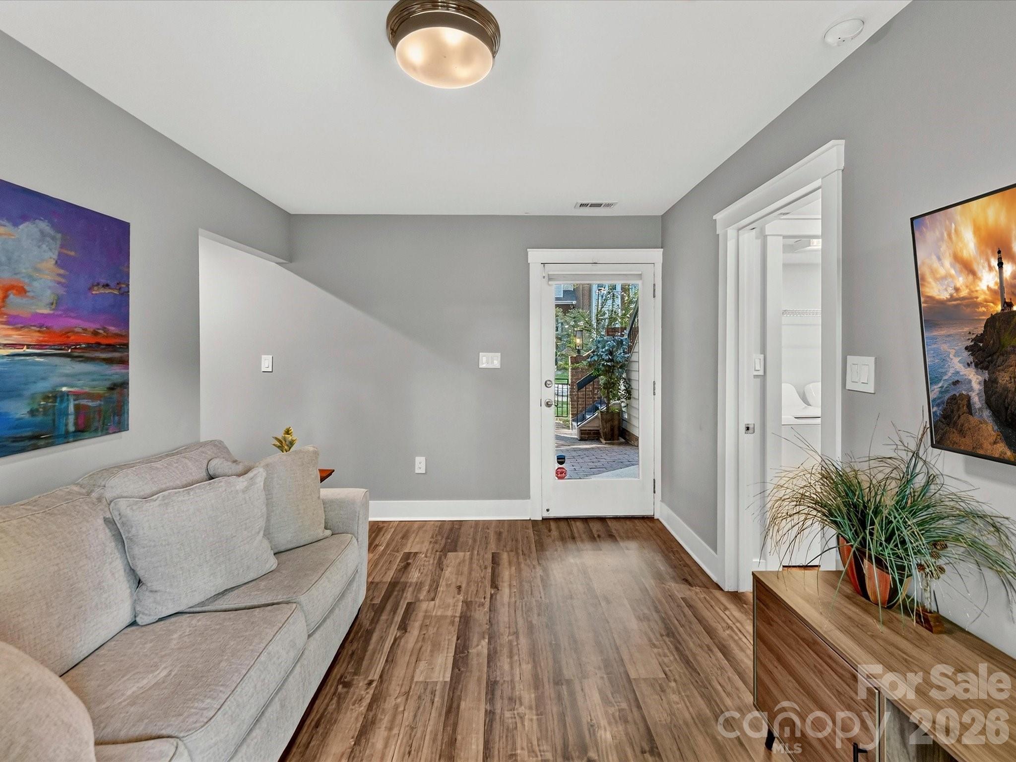 232 S Clarkson Street — Charlotte