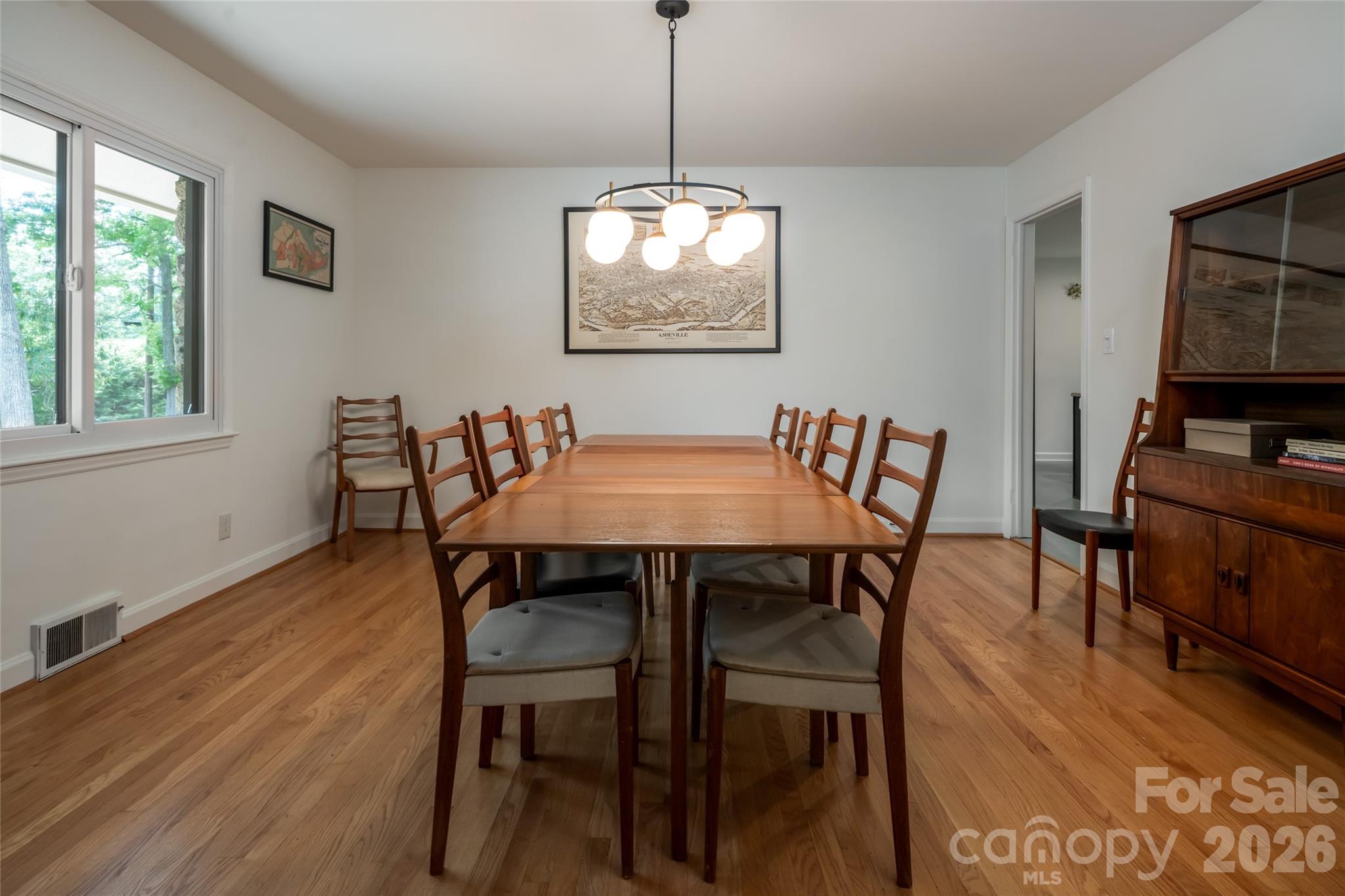 24 Amherst Road — Biltmore Forest