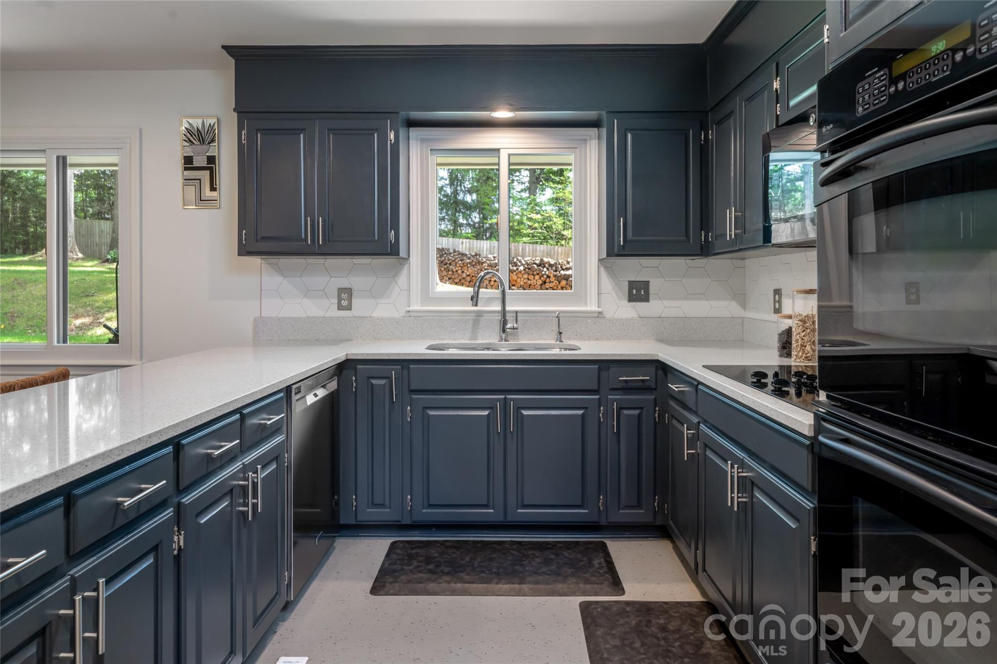 24 Amherst Road — Biltmore Forest