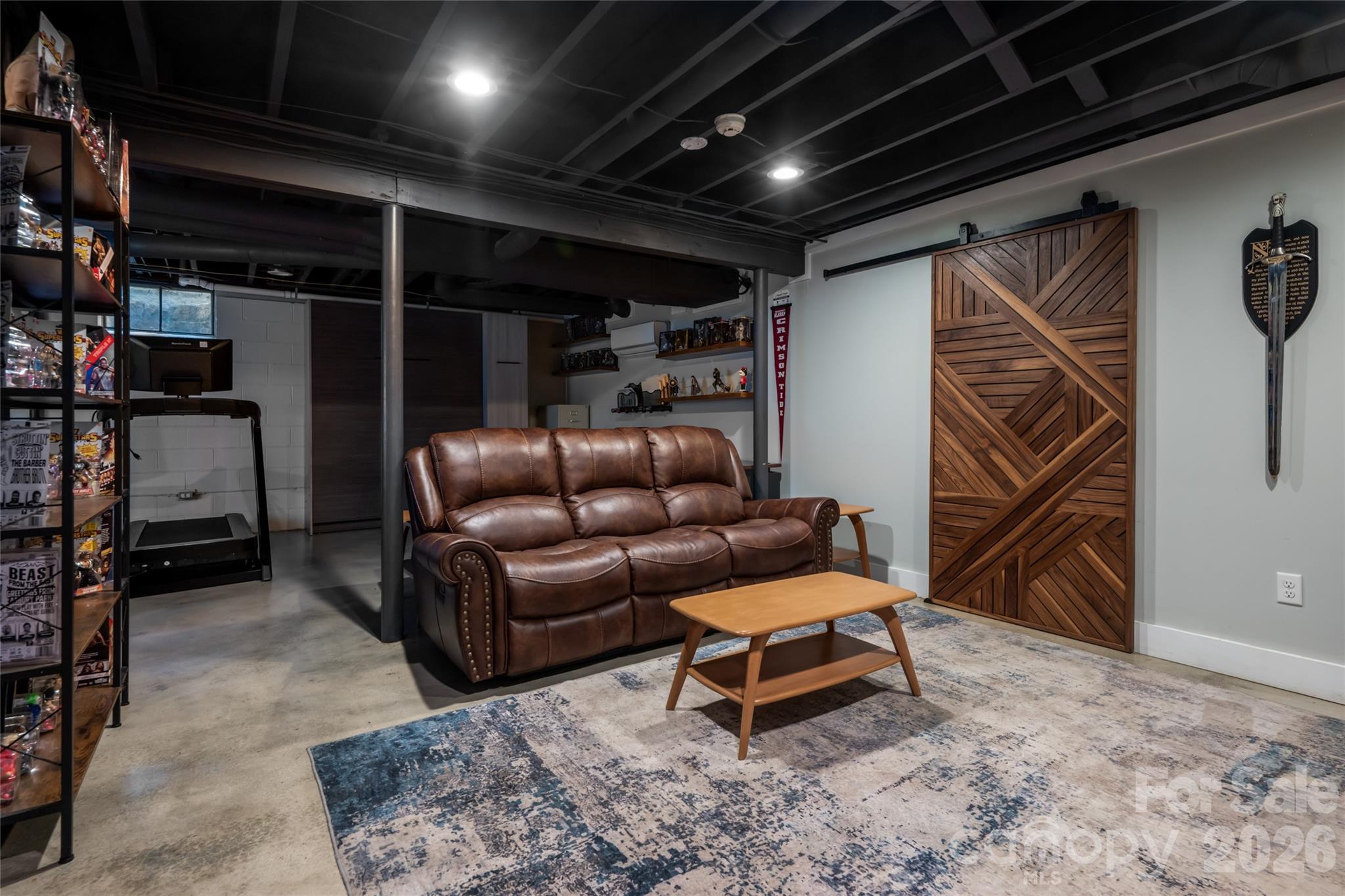 24 Amherst Road — Biltmore Forest