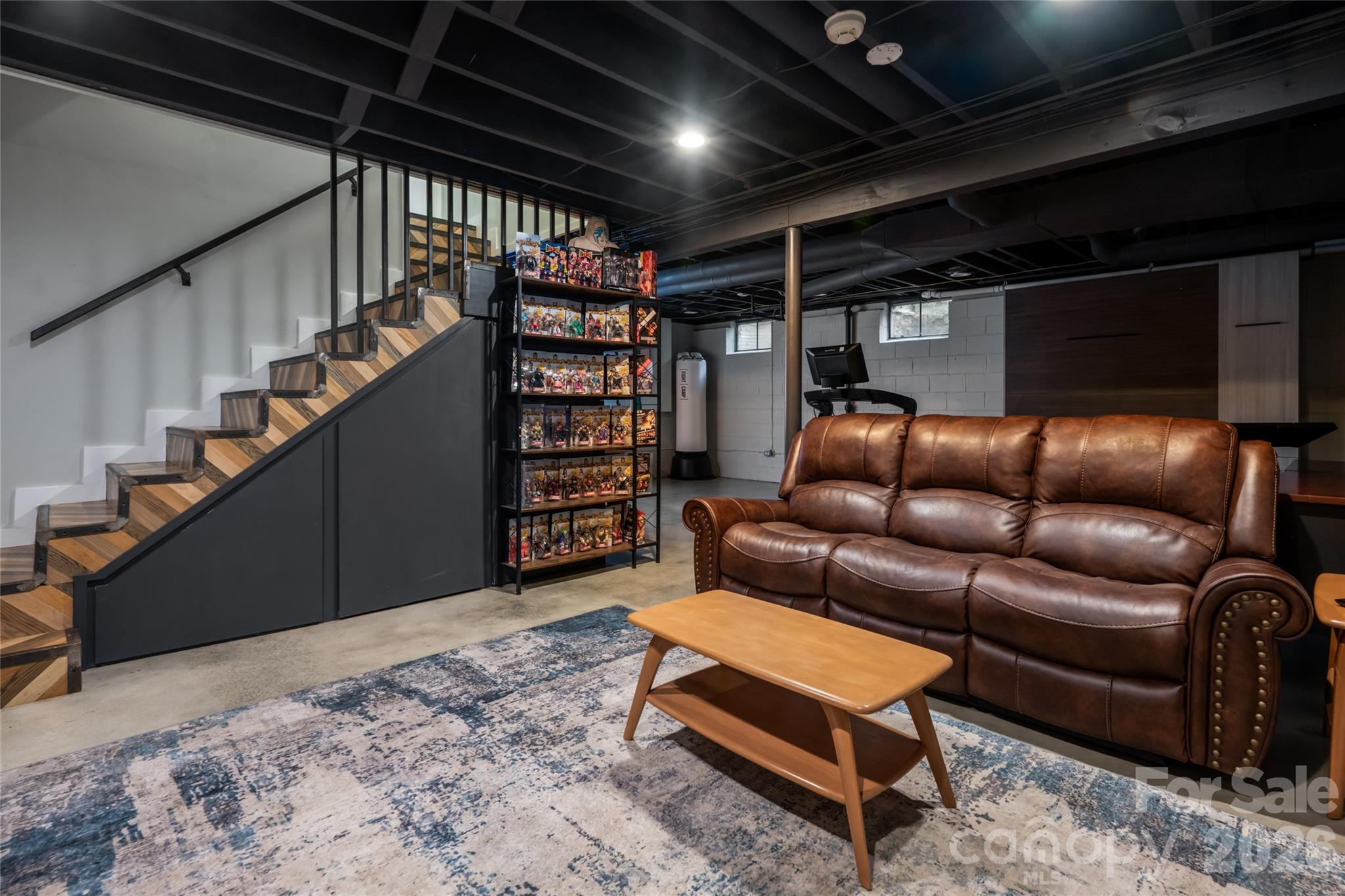 24 Amherst Road — Biltmore Forest