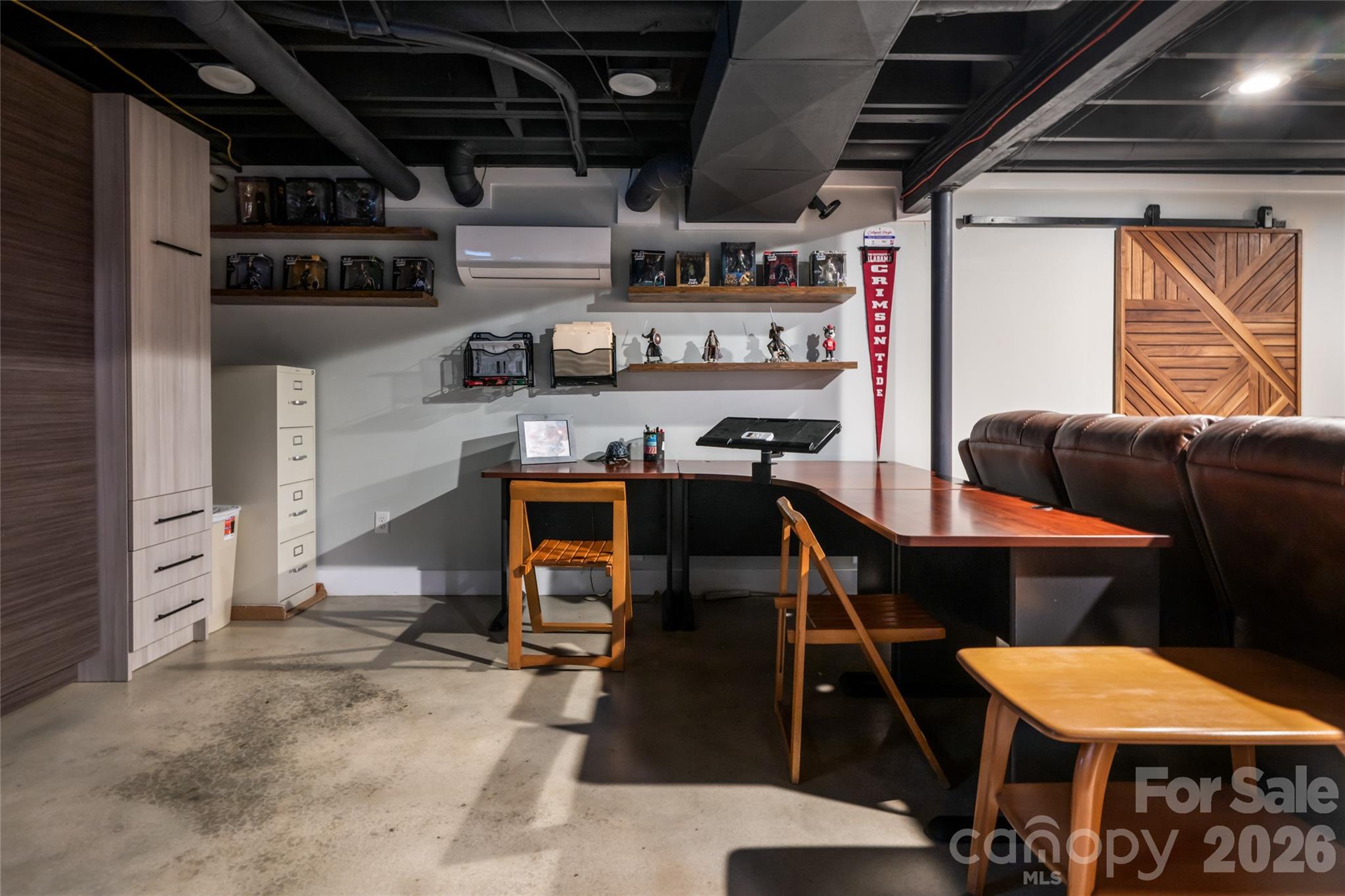 24 Amherst Road — Biltmore Forest