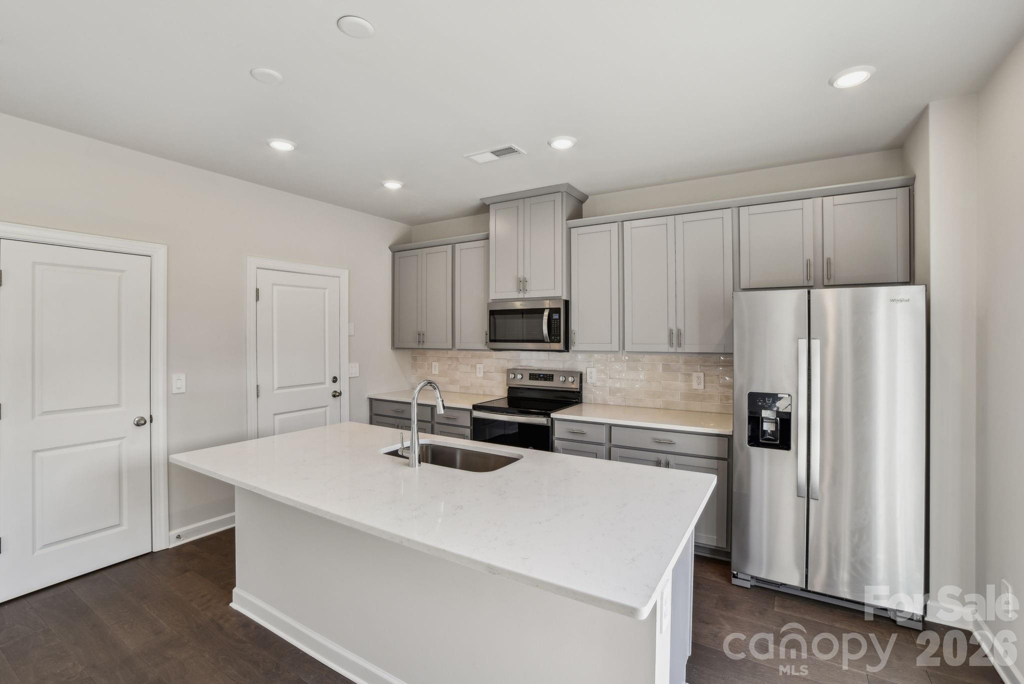 432 Luna Lane — Shelby