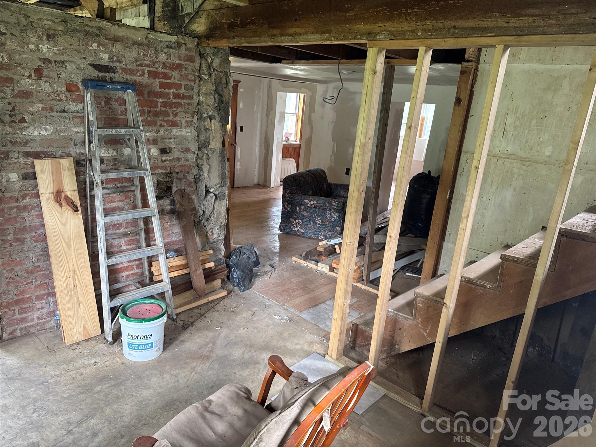 102 Ransom Road — Clyde