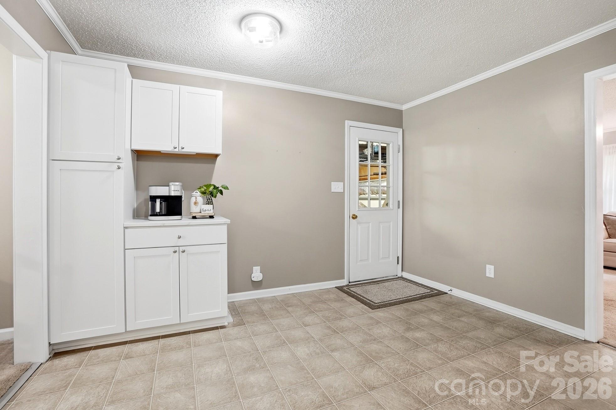 5542 Randolph Road — Kannapolis
