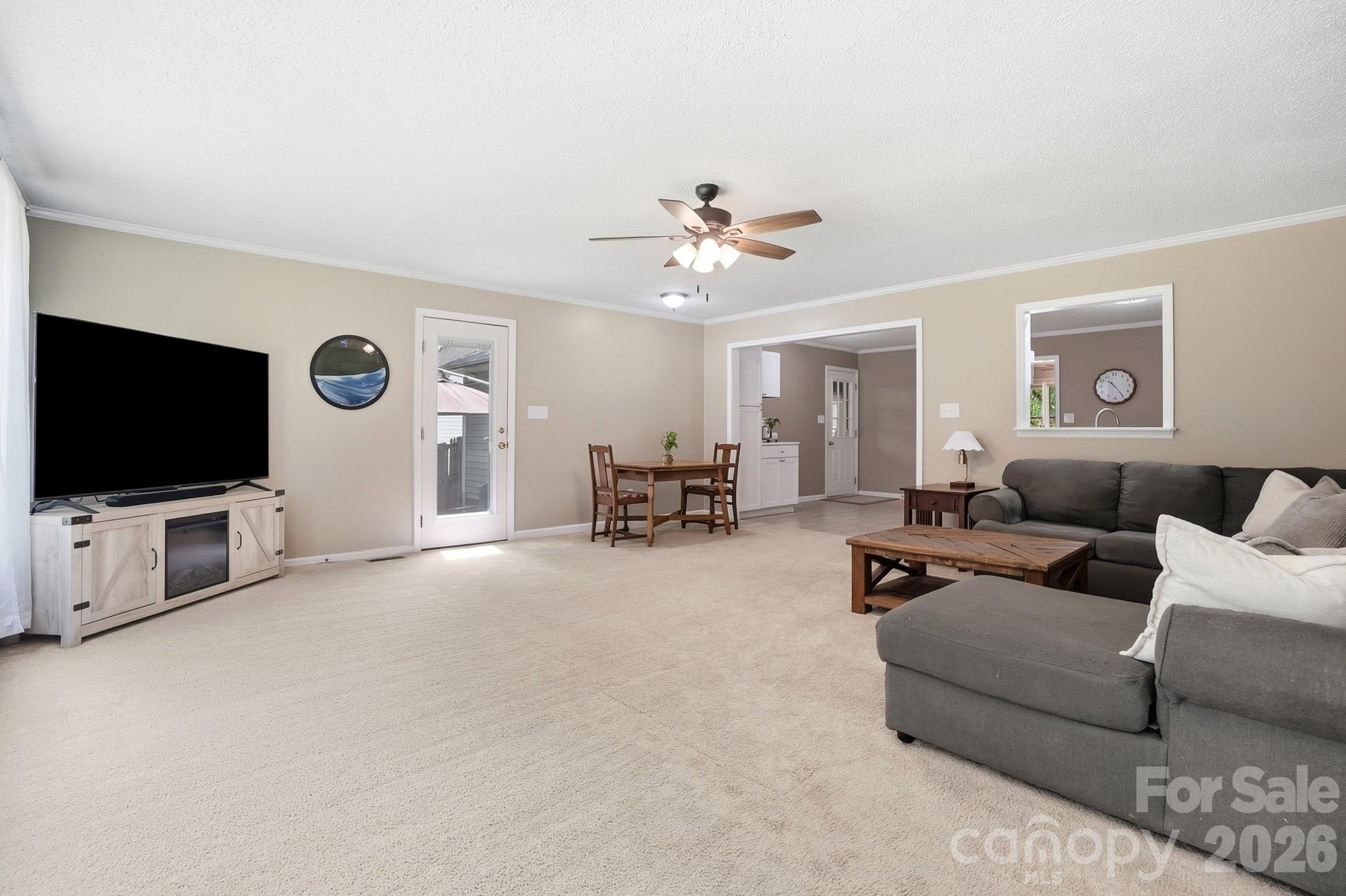 5542 Randolph Road — Kannapolis