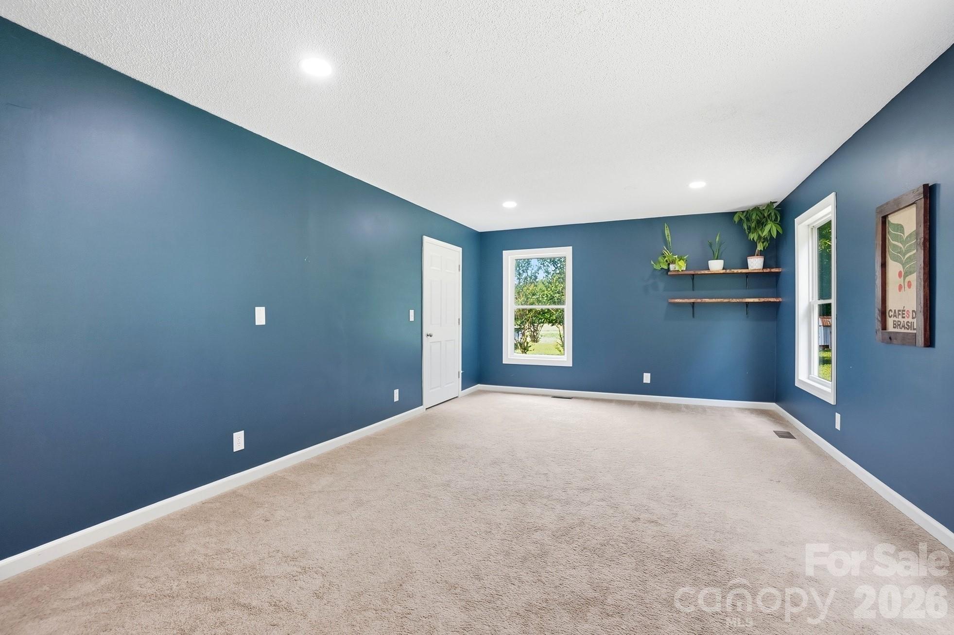 5542 Randolph Road — Kannapolis