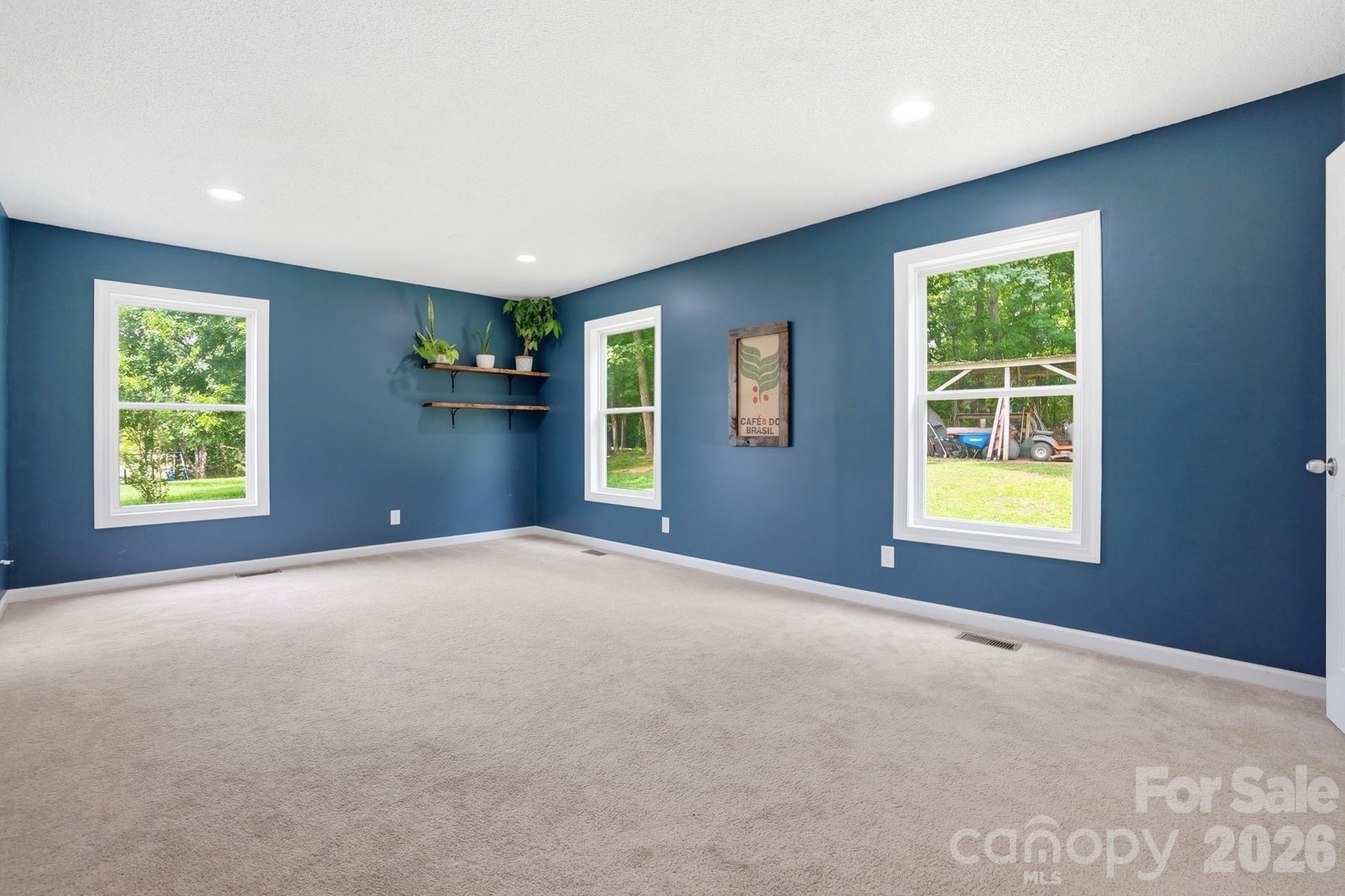 5542 Randolph Road — Kannapolis