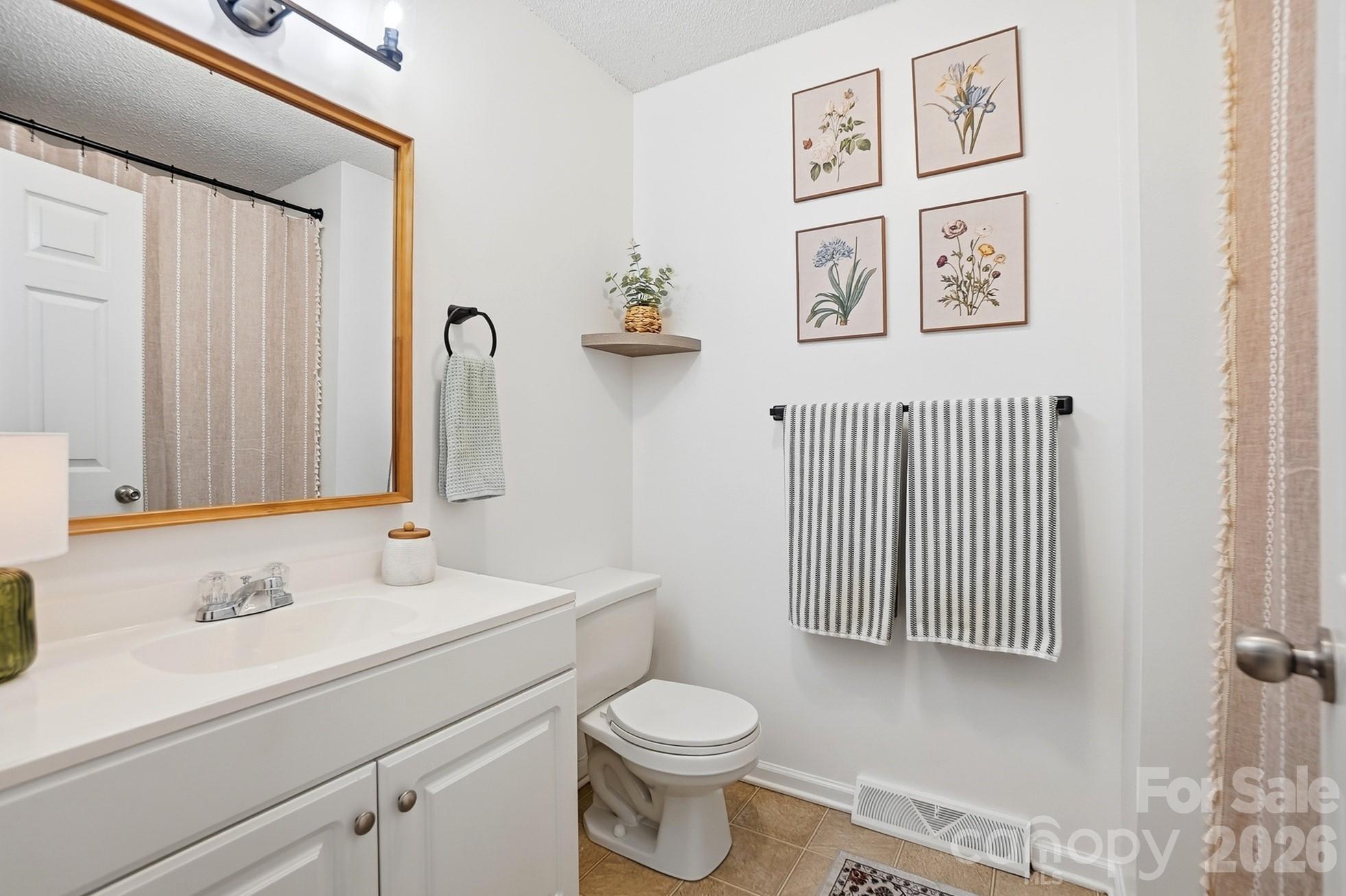 5542 Randolph Road — Kannapolis
