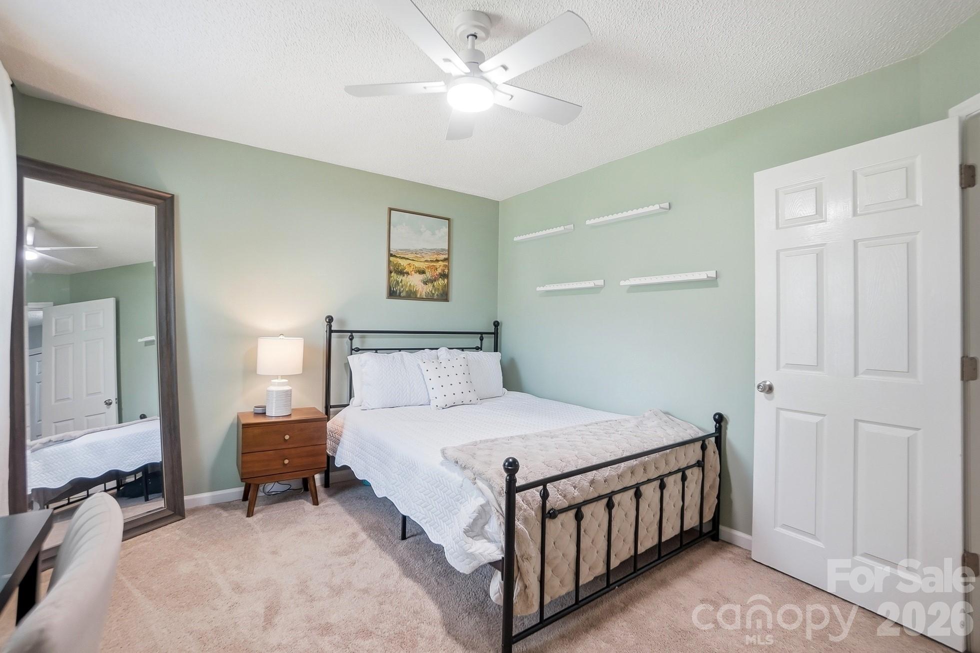 5542 Randolph Road — Kannapolis