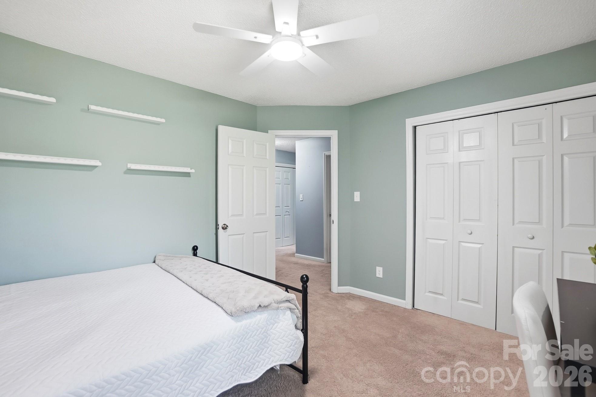 5542 Randolph Road — Kannapolis