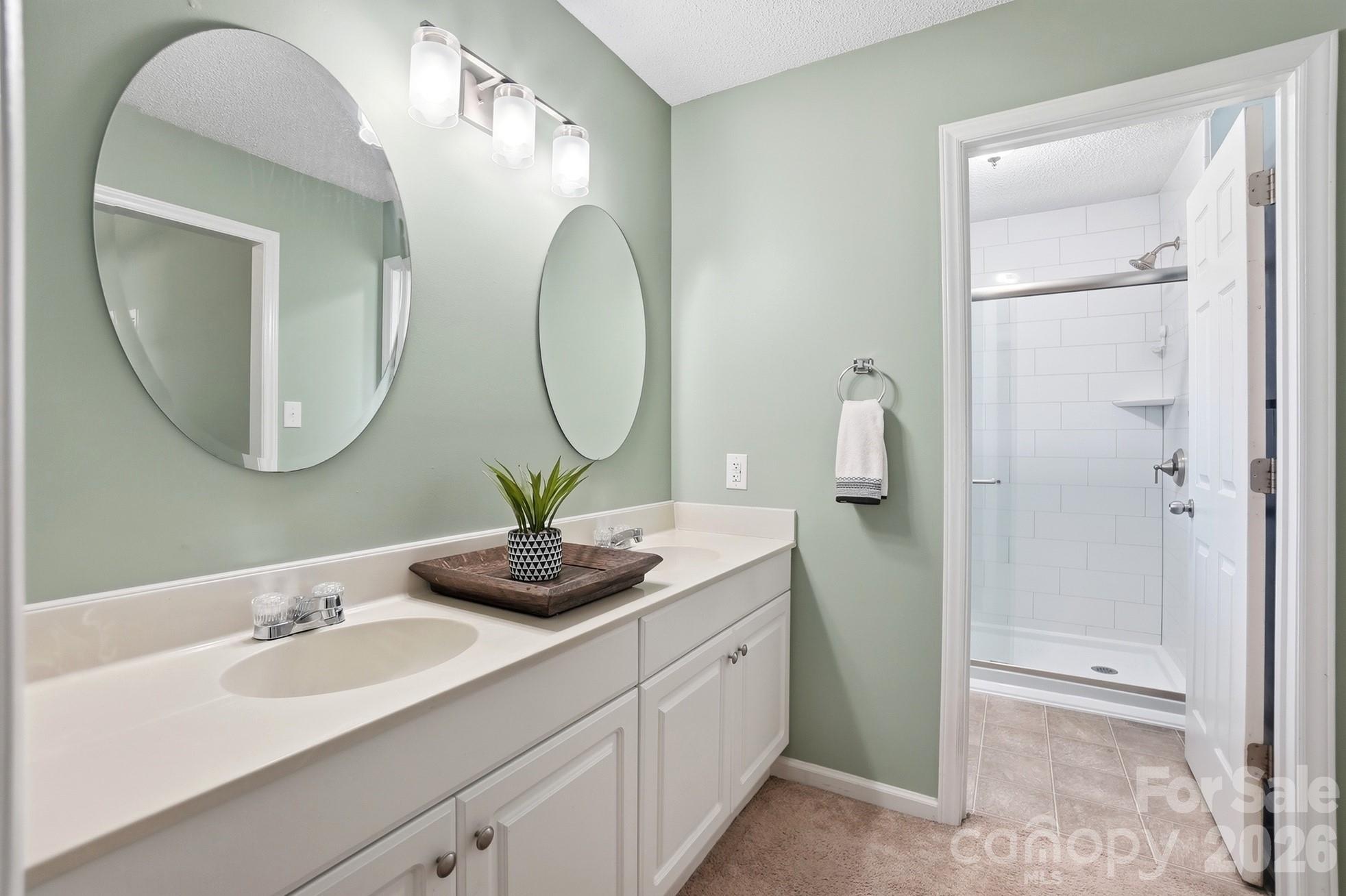5542 Randolph Road — Kannapolis