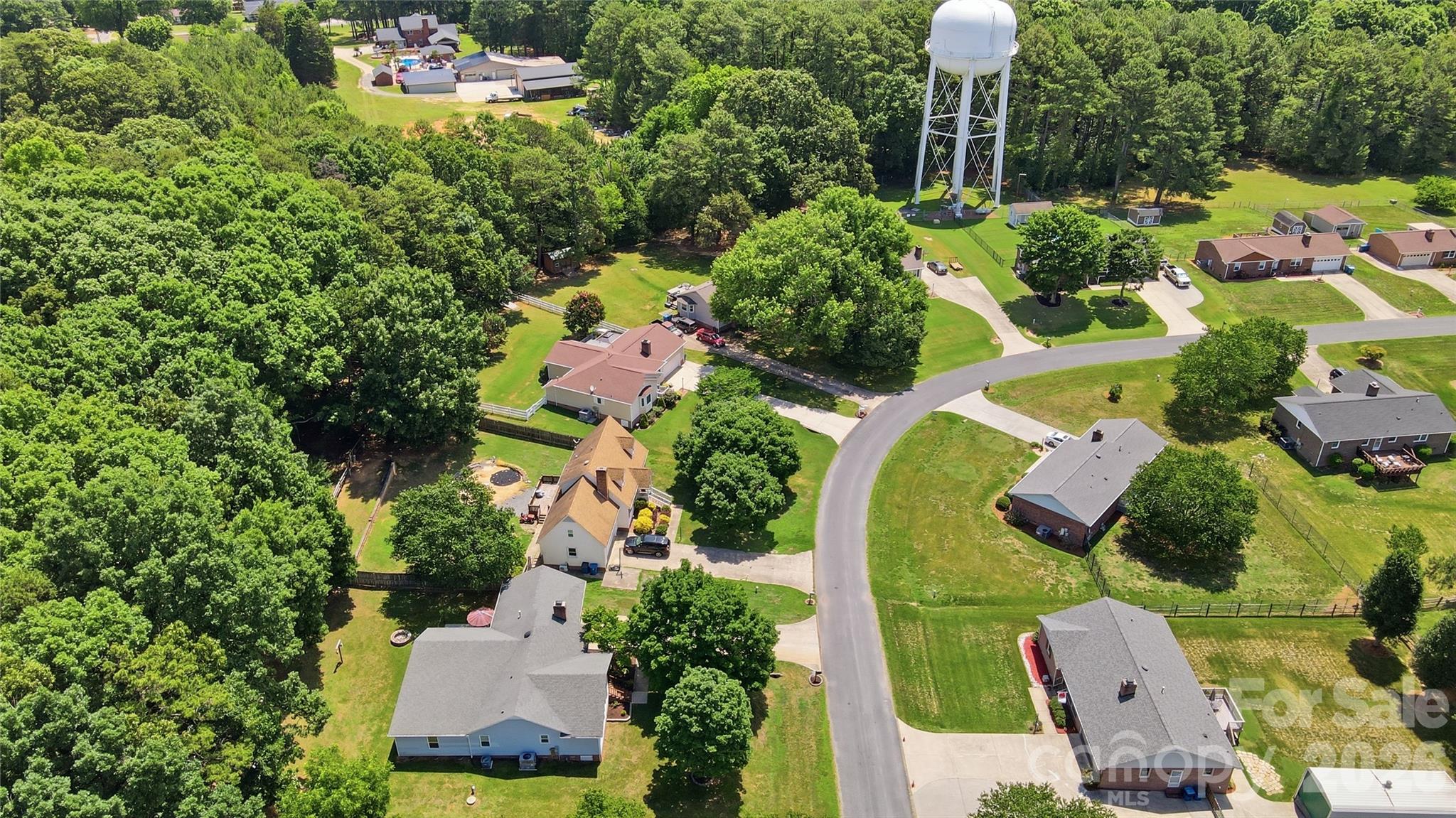 5542 Randolph Road — Kannapolis