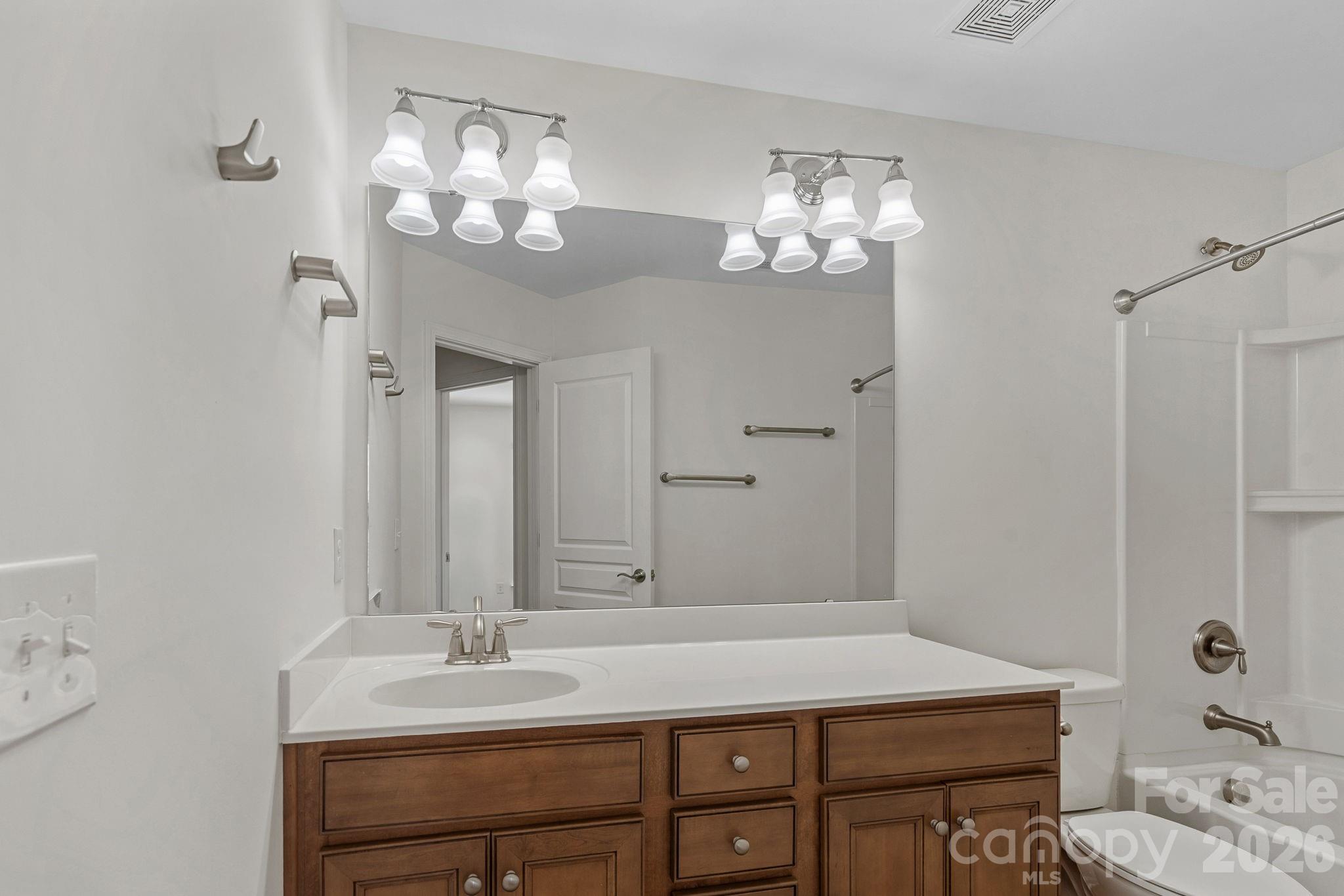 1809 Royal Gorge Avenue — Charlotte