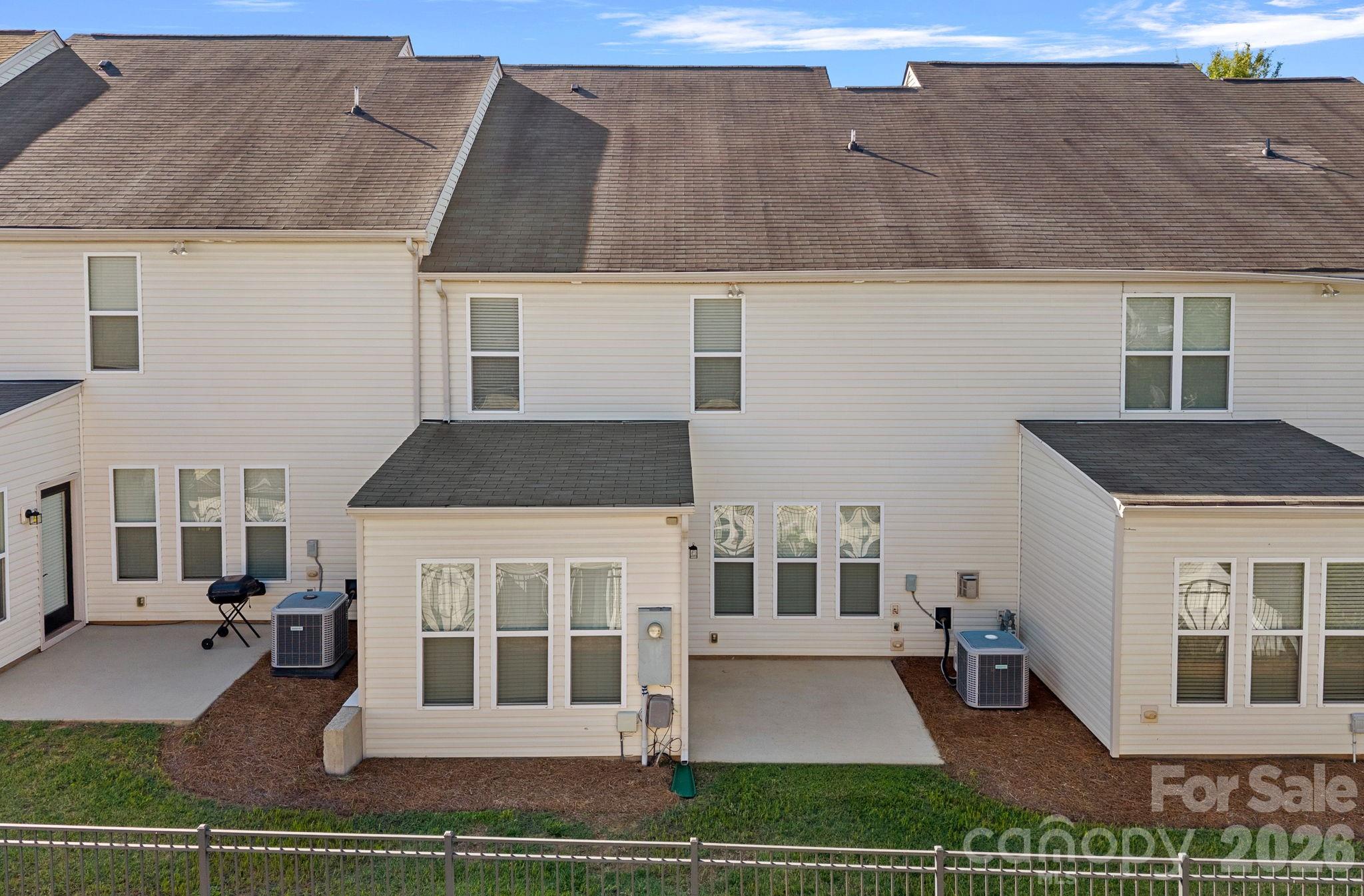 1809 Royal Gorge Avenue — Charlotte
