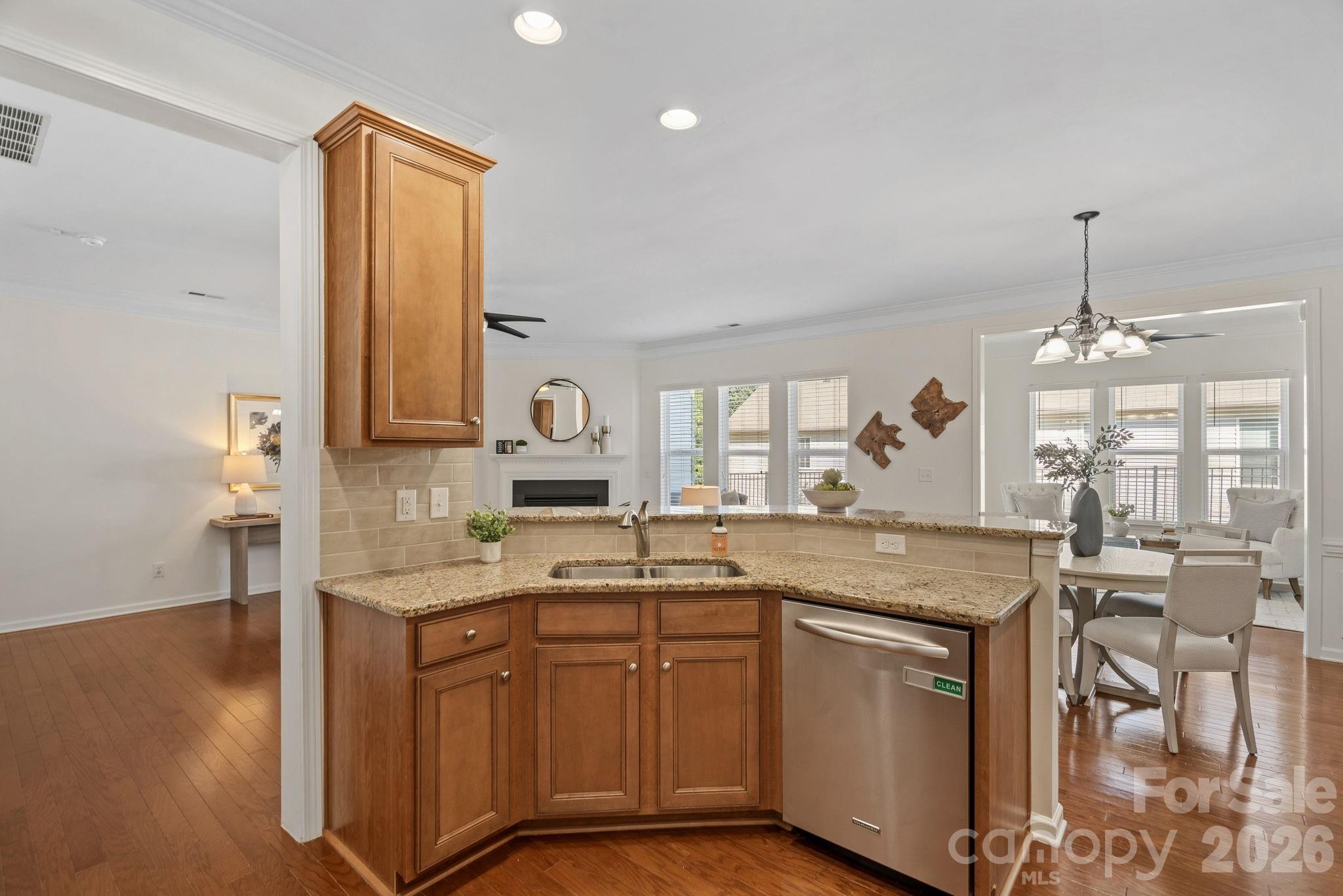 1809 Royal Gorge Avenue — Charlotte