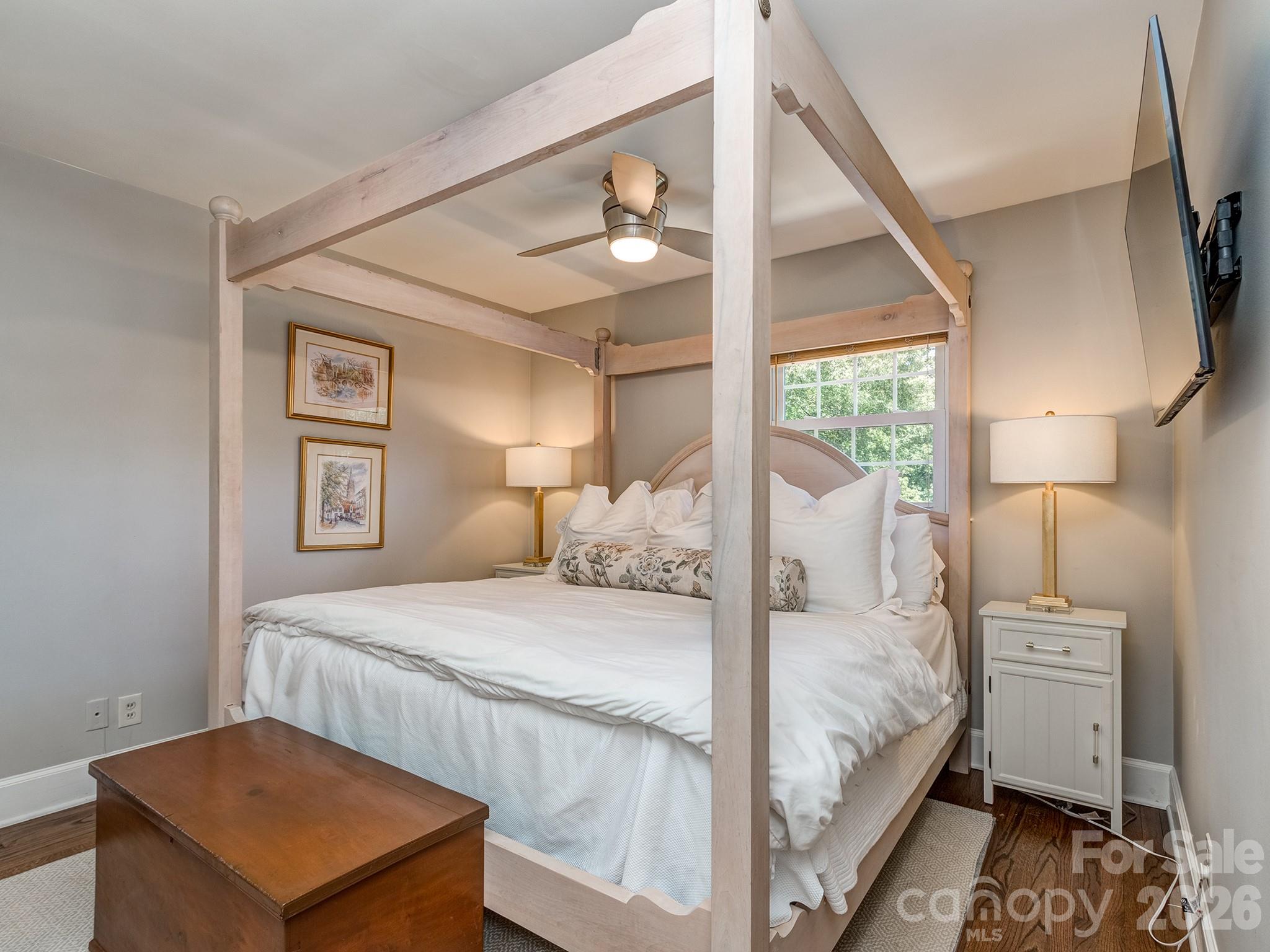 6817 Ronda Avenue — Charlotte
