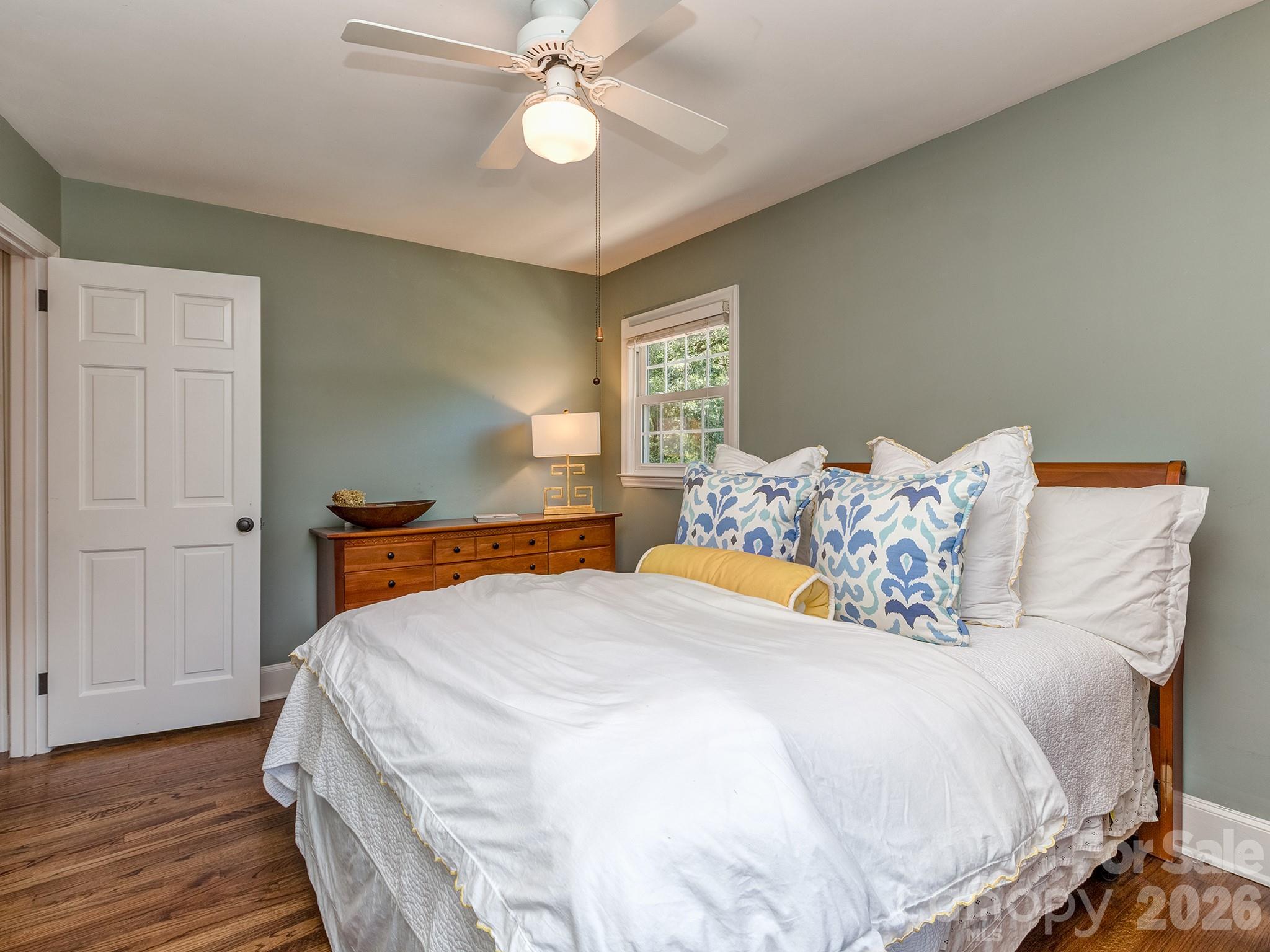 6817 Ronda Avenue — Charlotte
