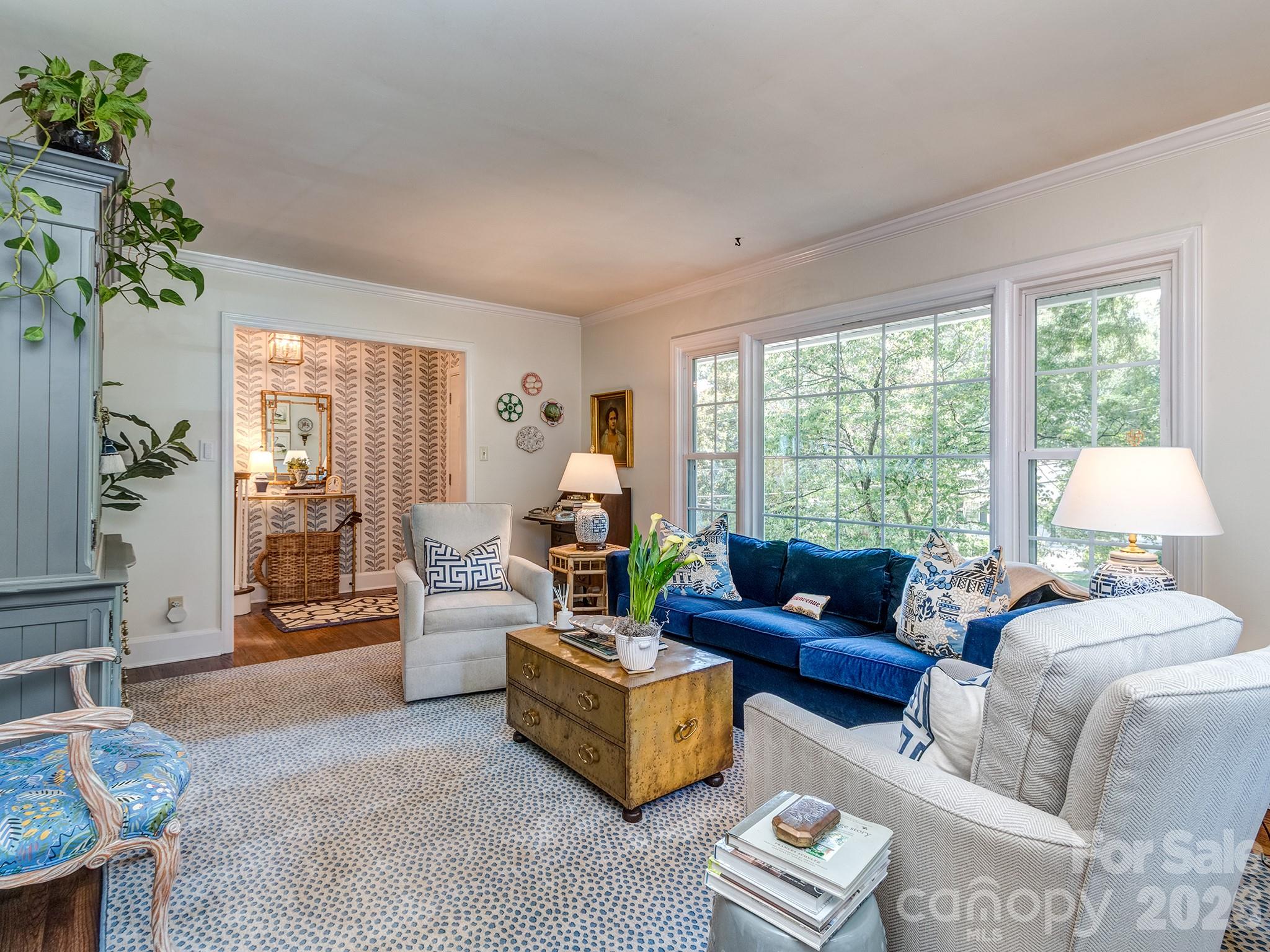 6817 Ronda Avenue — Charlotte