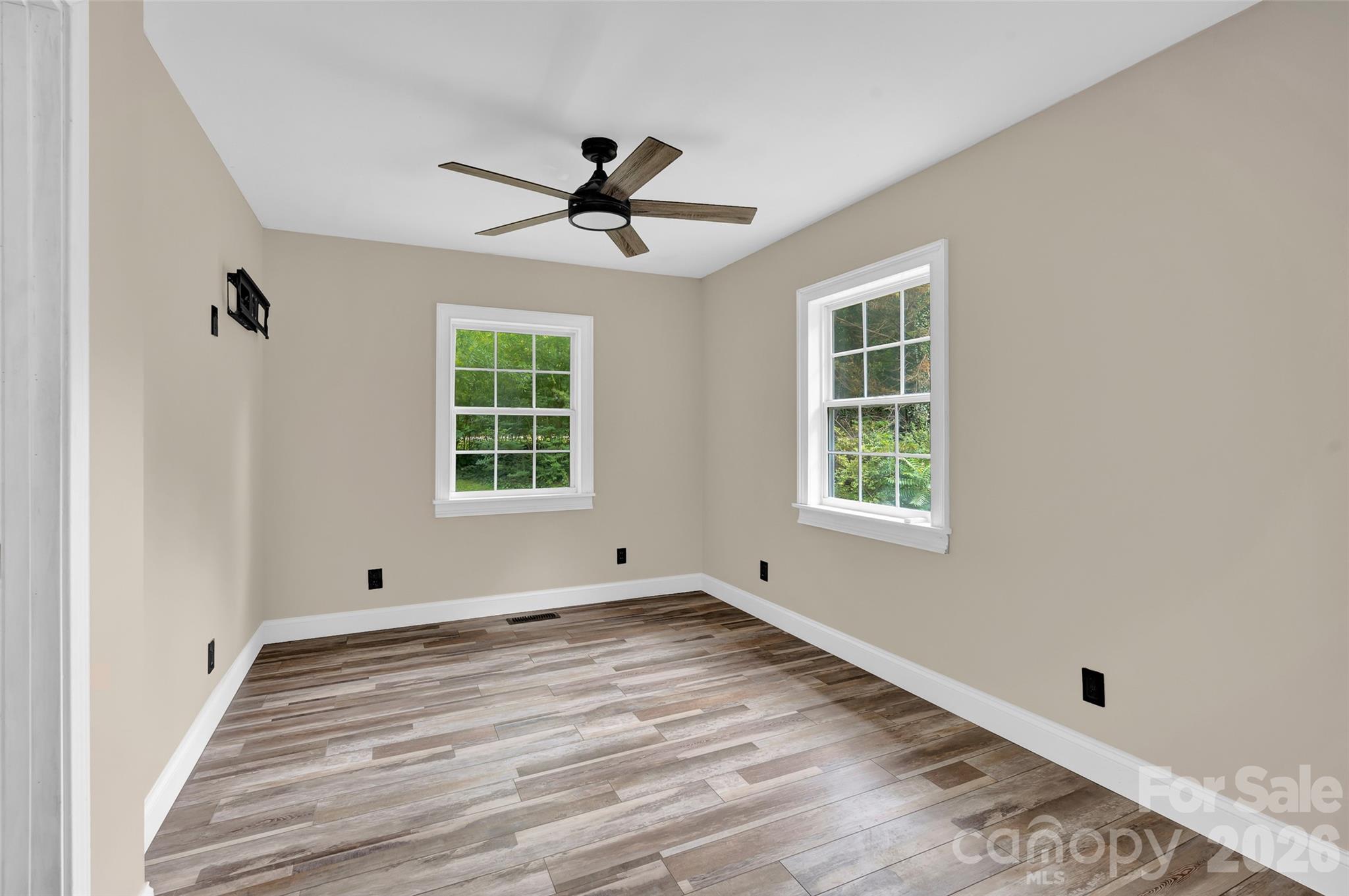 4507 US Highway 64 Highway W — Mocksville