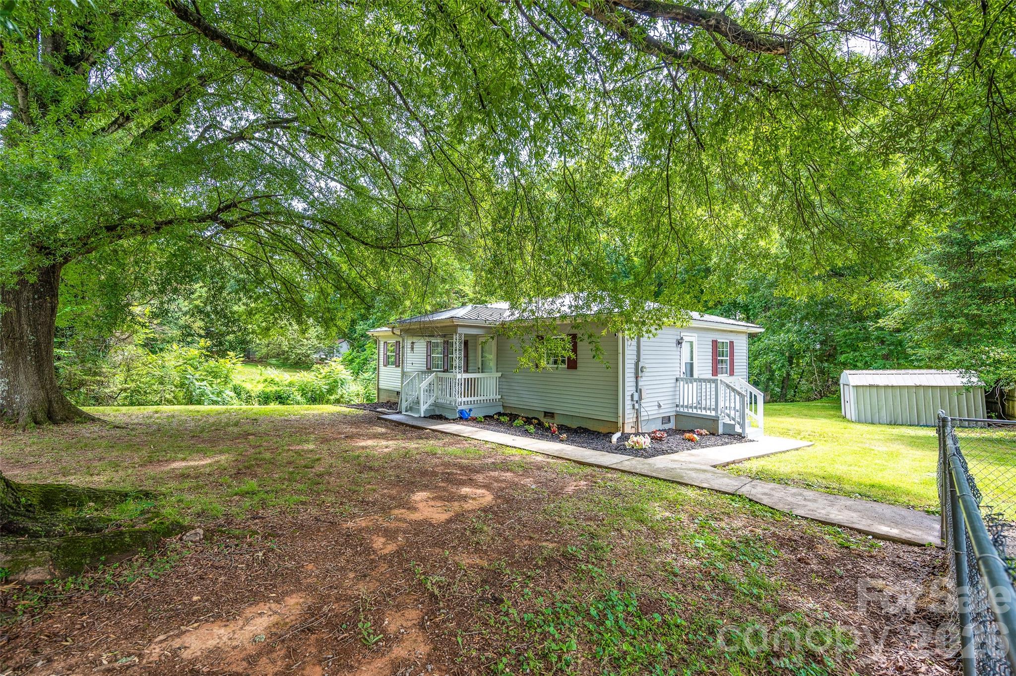 4507 US Highway 64 Highway W — Mocksville